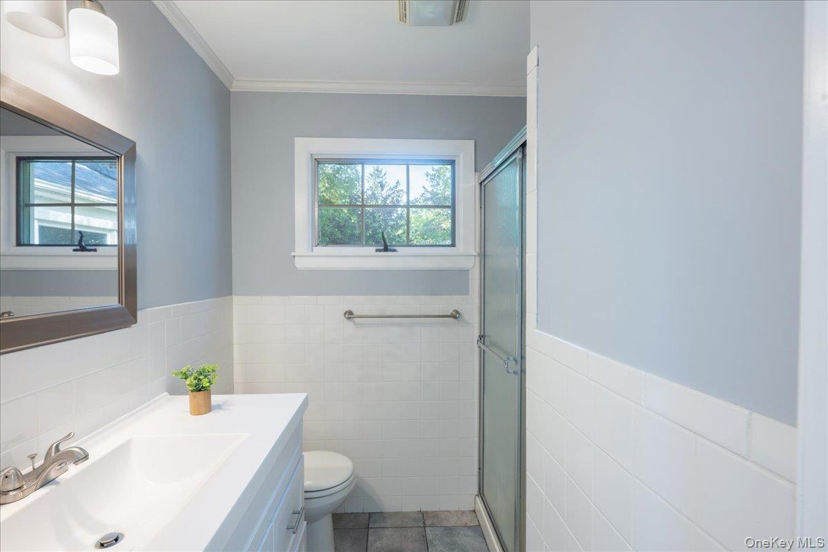 8 Oakway Drive, Stony Brook, NY 11790