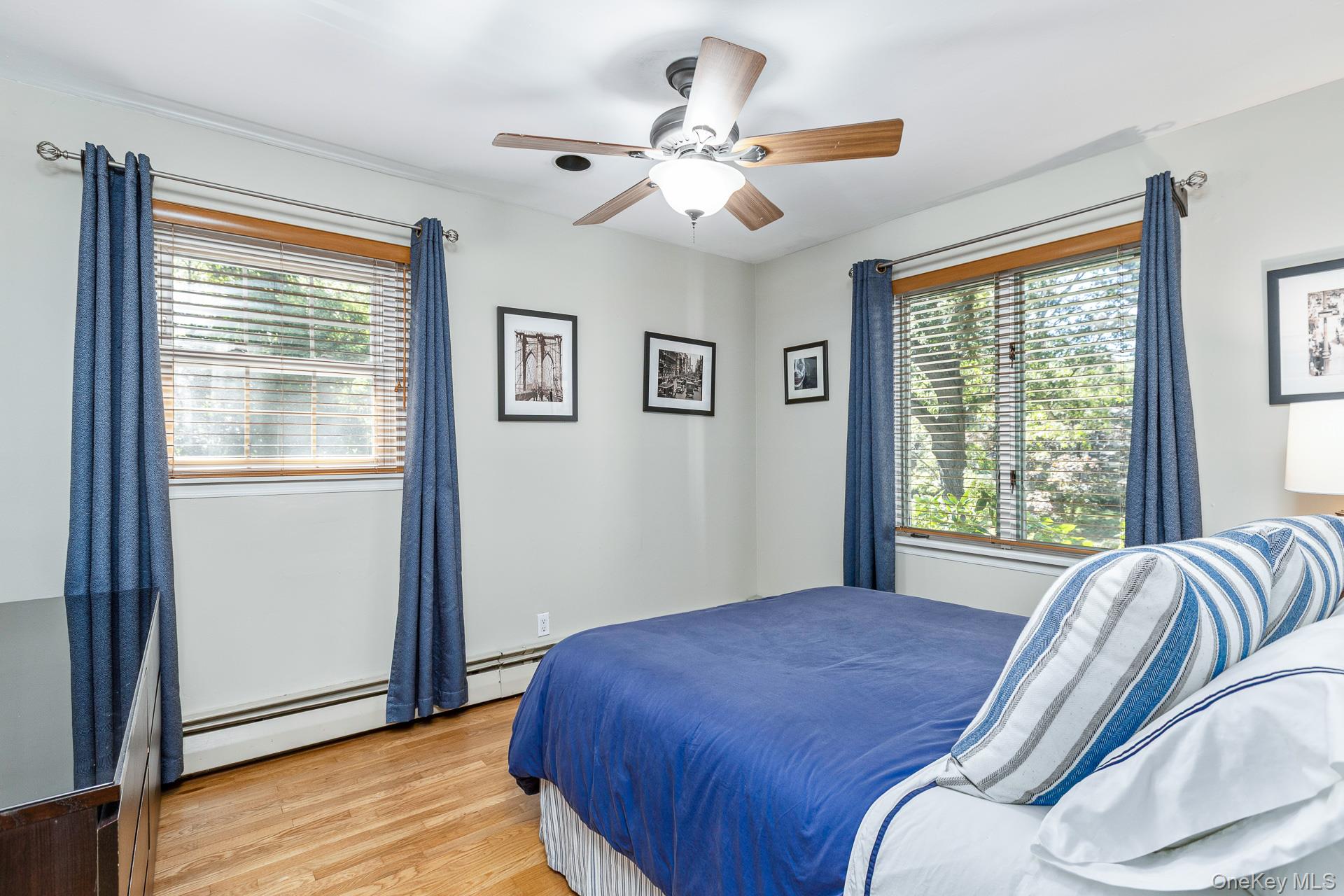 4 Burham Court, Smithtown, NY 11787