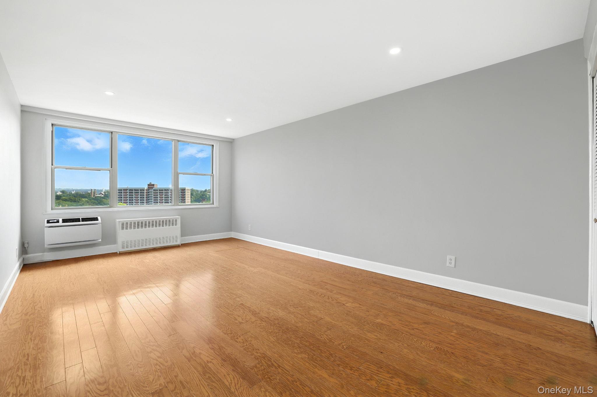 12 Old Mamaroneck Road # 7C, White Plains, NY 10605