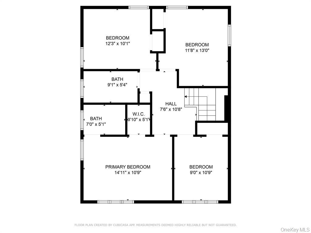 27 E Neck Court, West Babylon, NY 11704