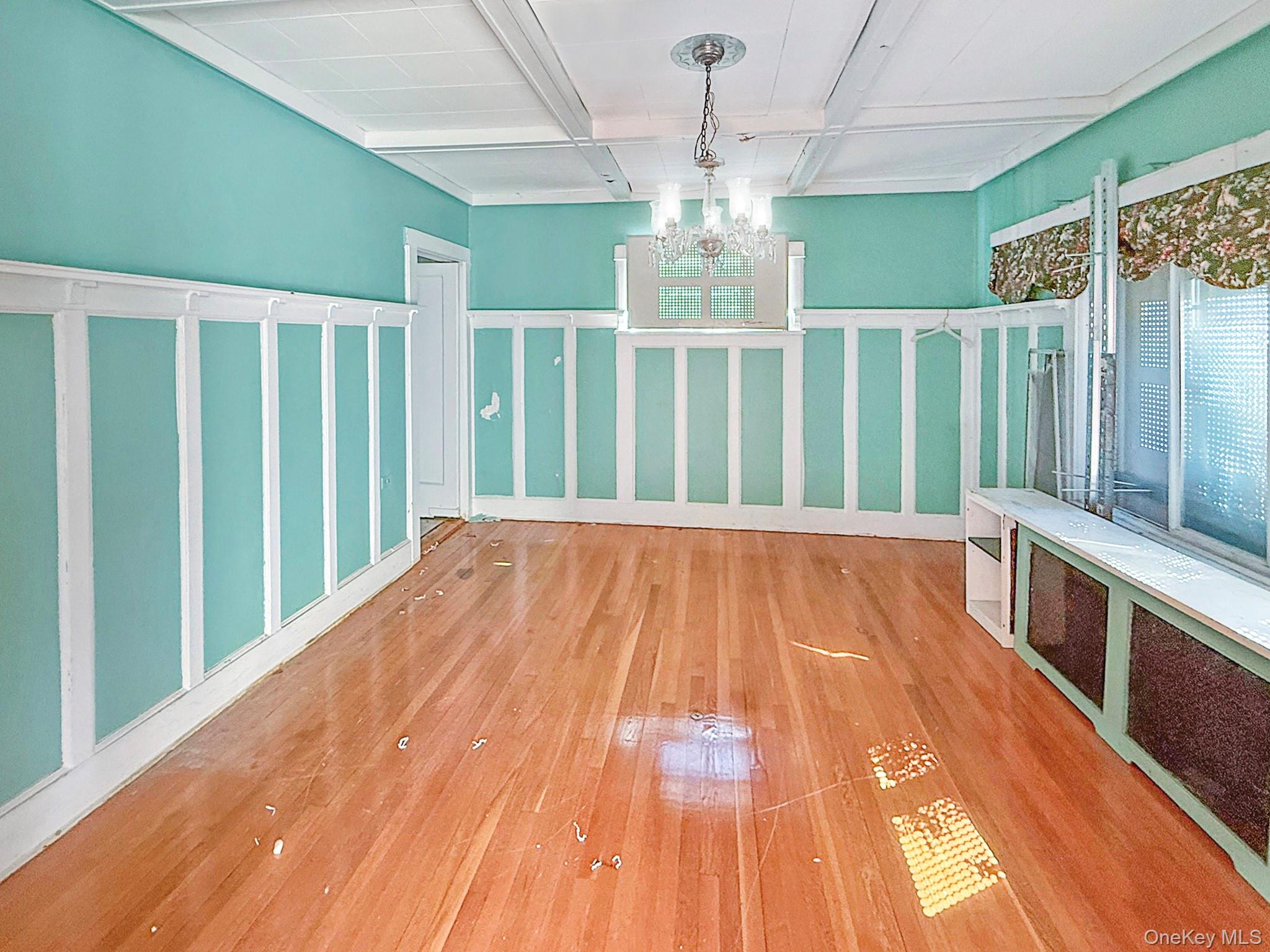 87 Brookside Avenue, Mount Vernon, NY 10553