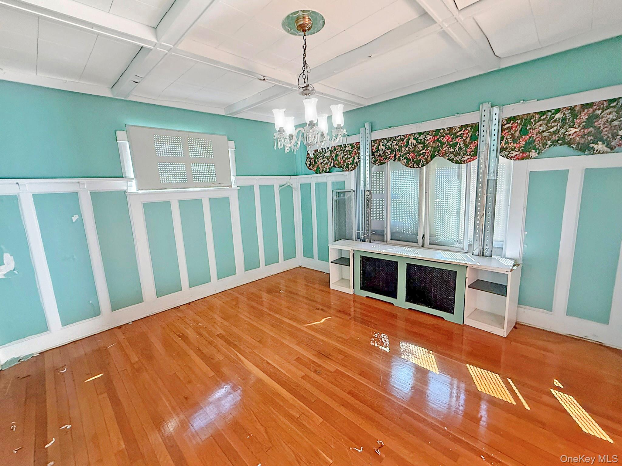 87 Brookside Avenue, Mount Vernon, NY 10553