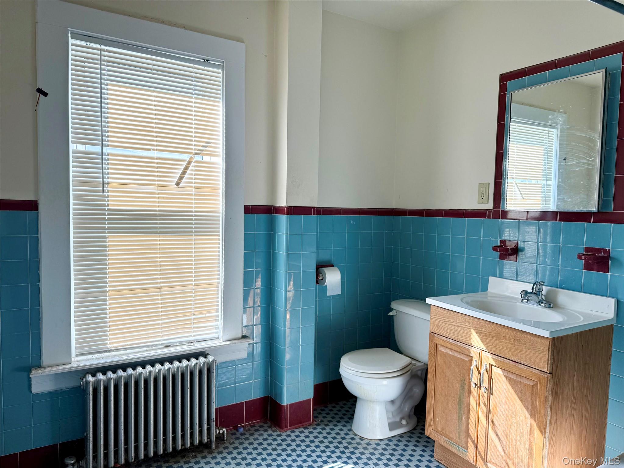 2-4 Elm Place, Poughkeepsie, NY 12601