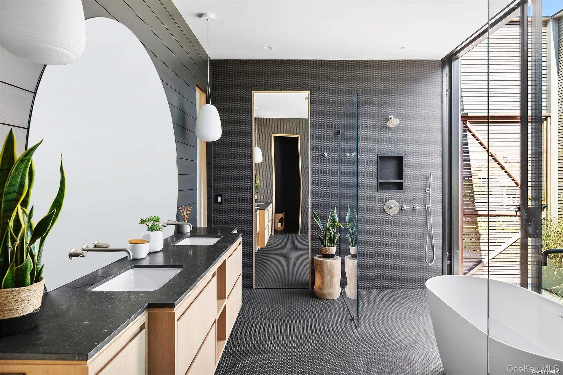 42 Library Avenue, Westhampton Beach, NY 11978