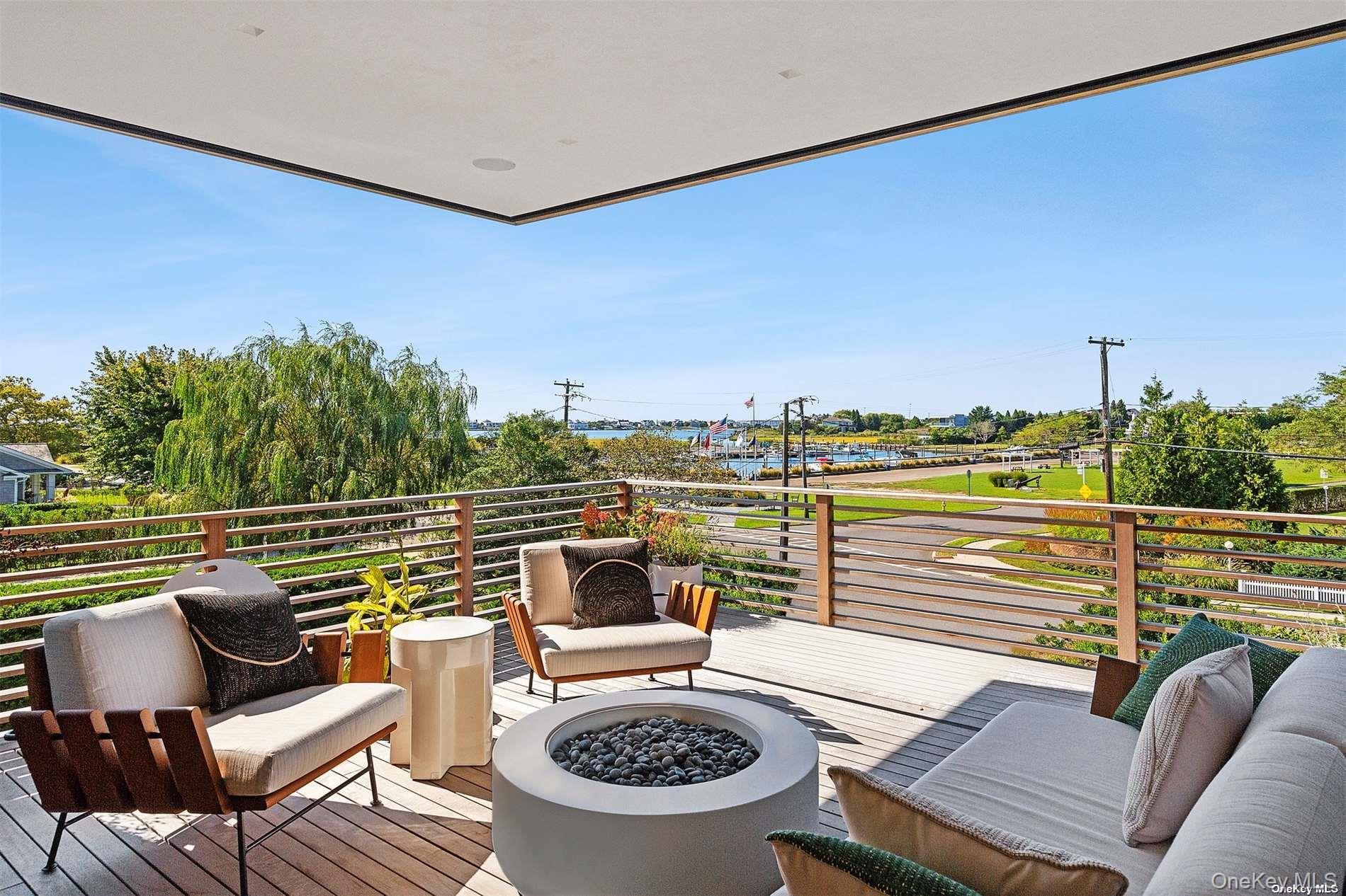 42 Library Avenue, Westhampton Beach, NY 11978