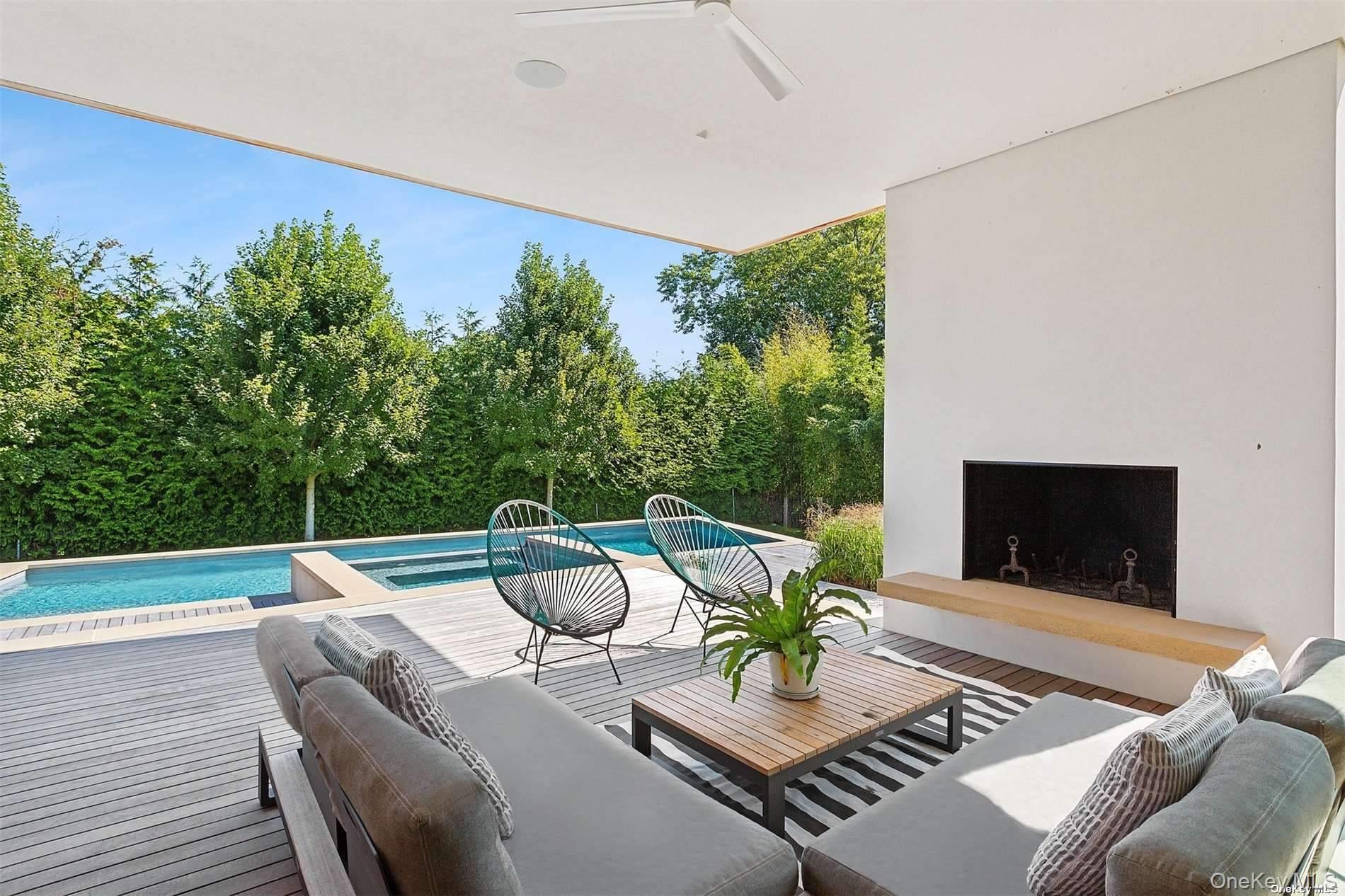 42 Library Avenue, Westhampton Beach, NY 11978