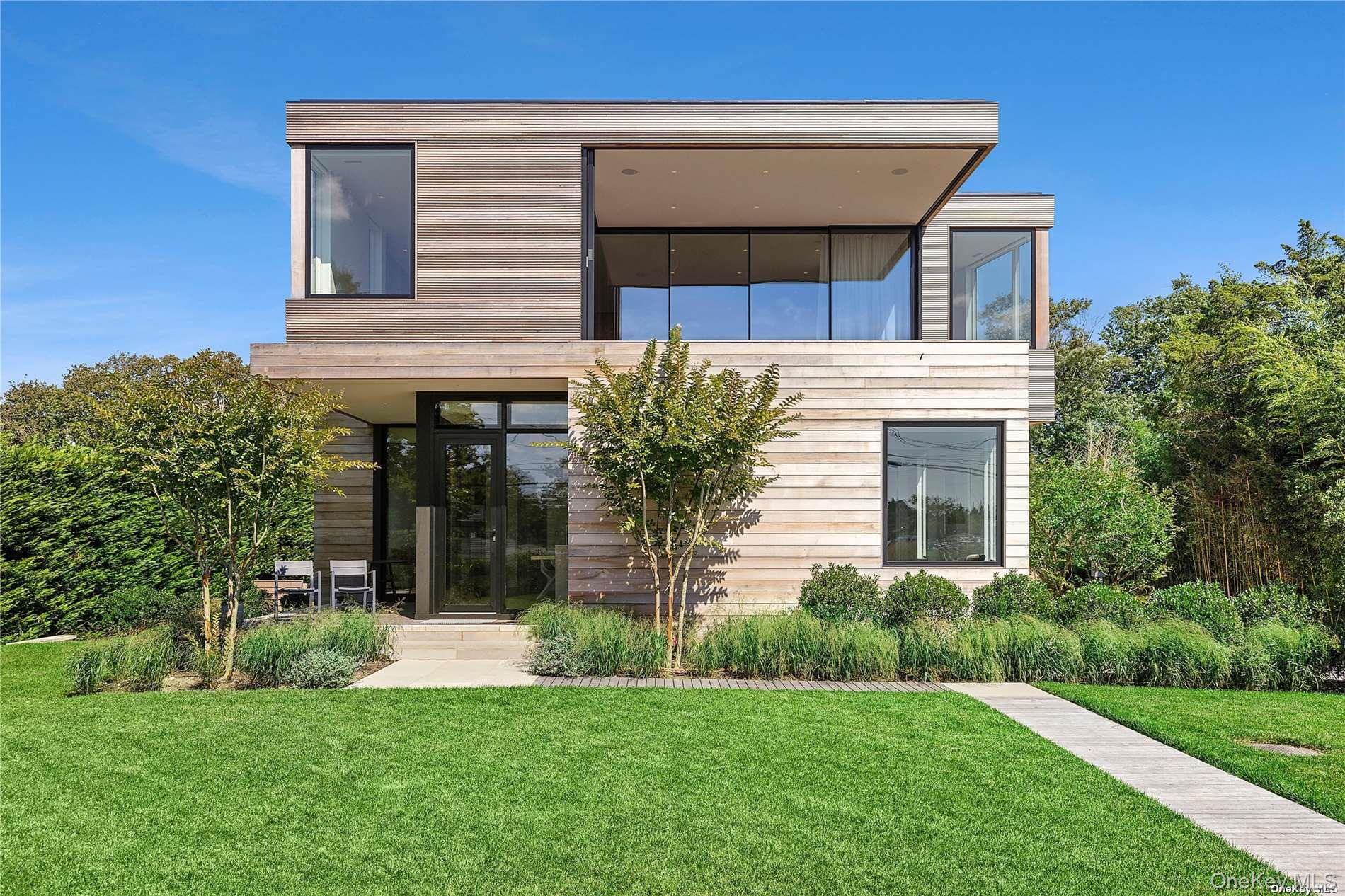 42 Library Avenue, Westhampton Beach, NY 11978