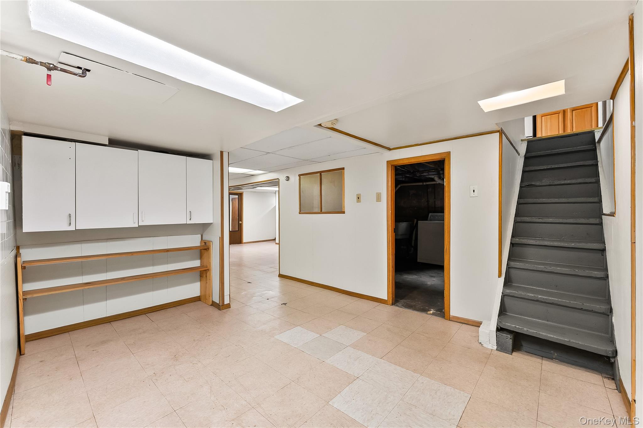 8343 261st Street, Floral Park, NY 11004