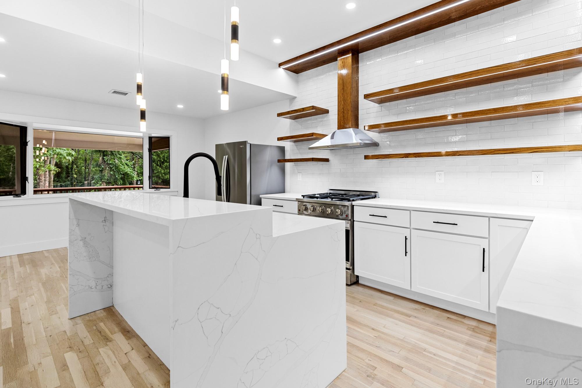 123 Millet Street N, Dix Hills, NY 11746