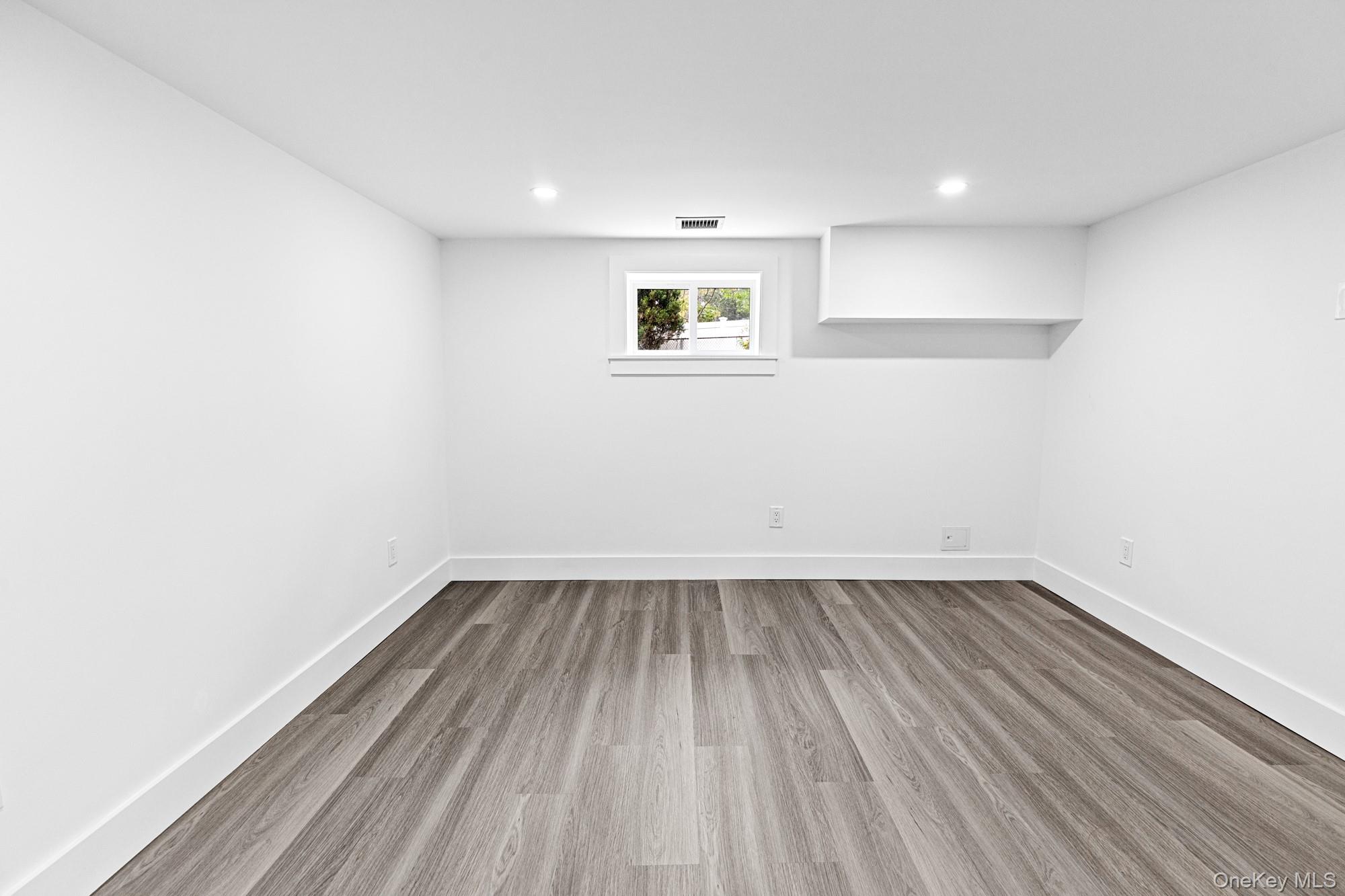 123 Millet Street N, Dix Hills, NY 11746