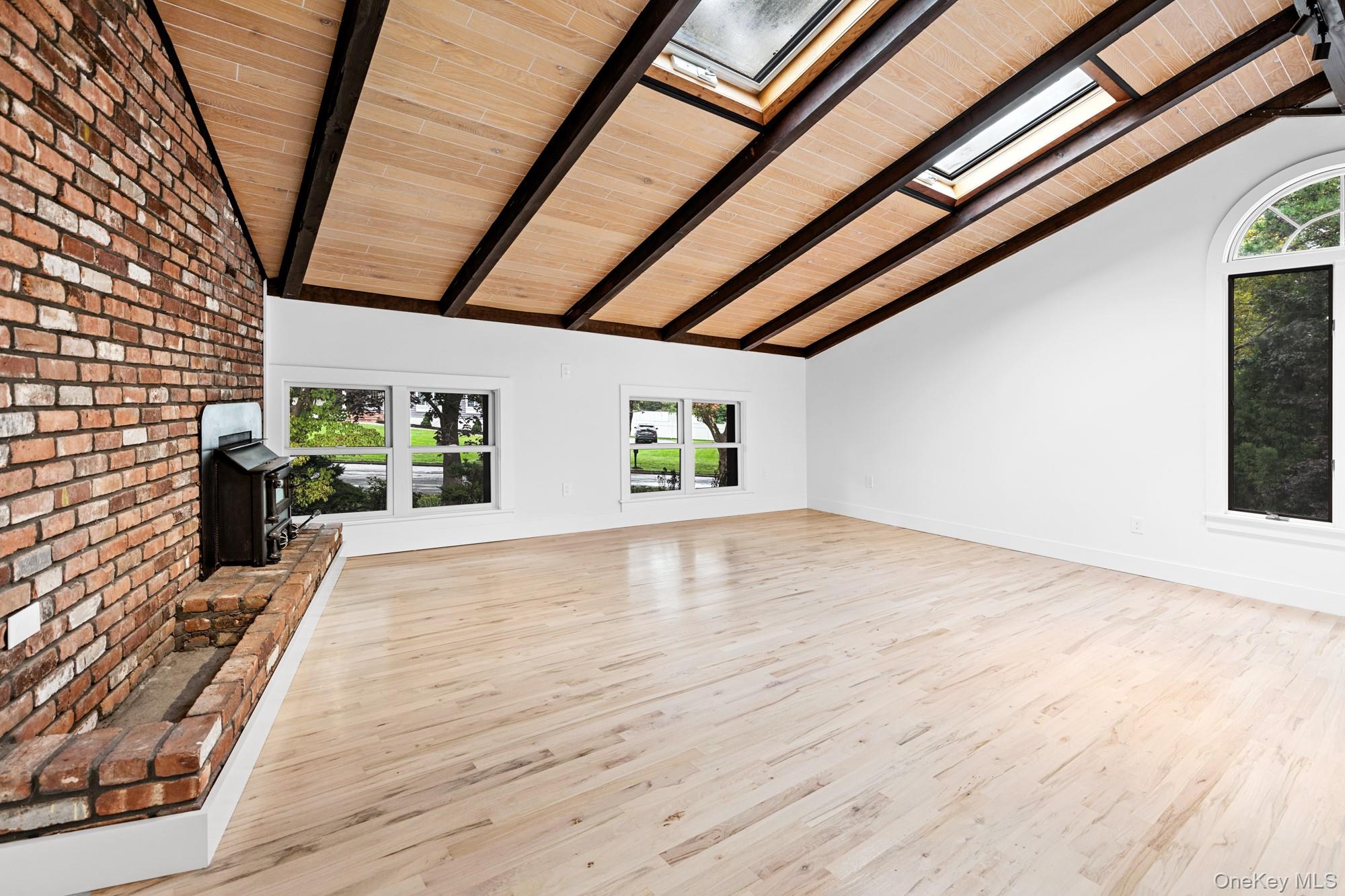 123 Millet Street N, Dix Hills, NY 11746