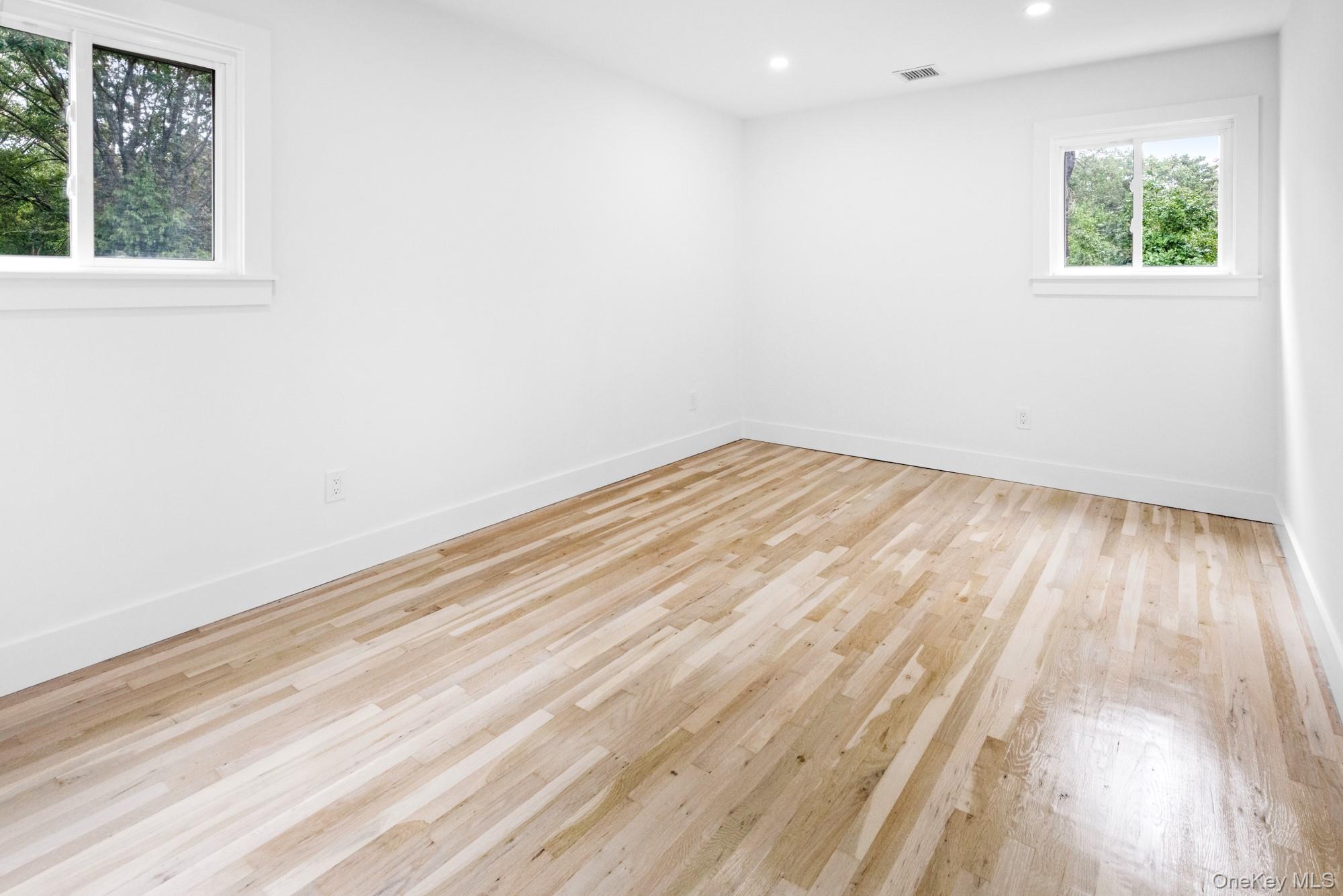 123 Millet Street N, Dix Hills, NY 11746