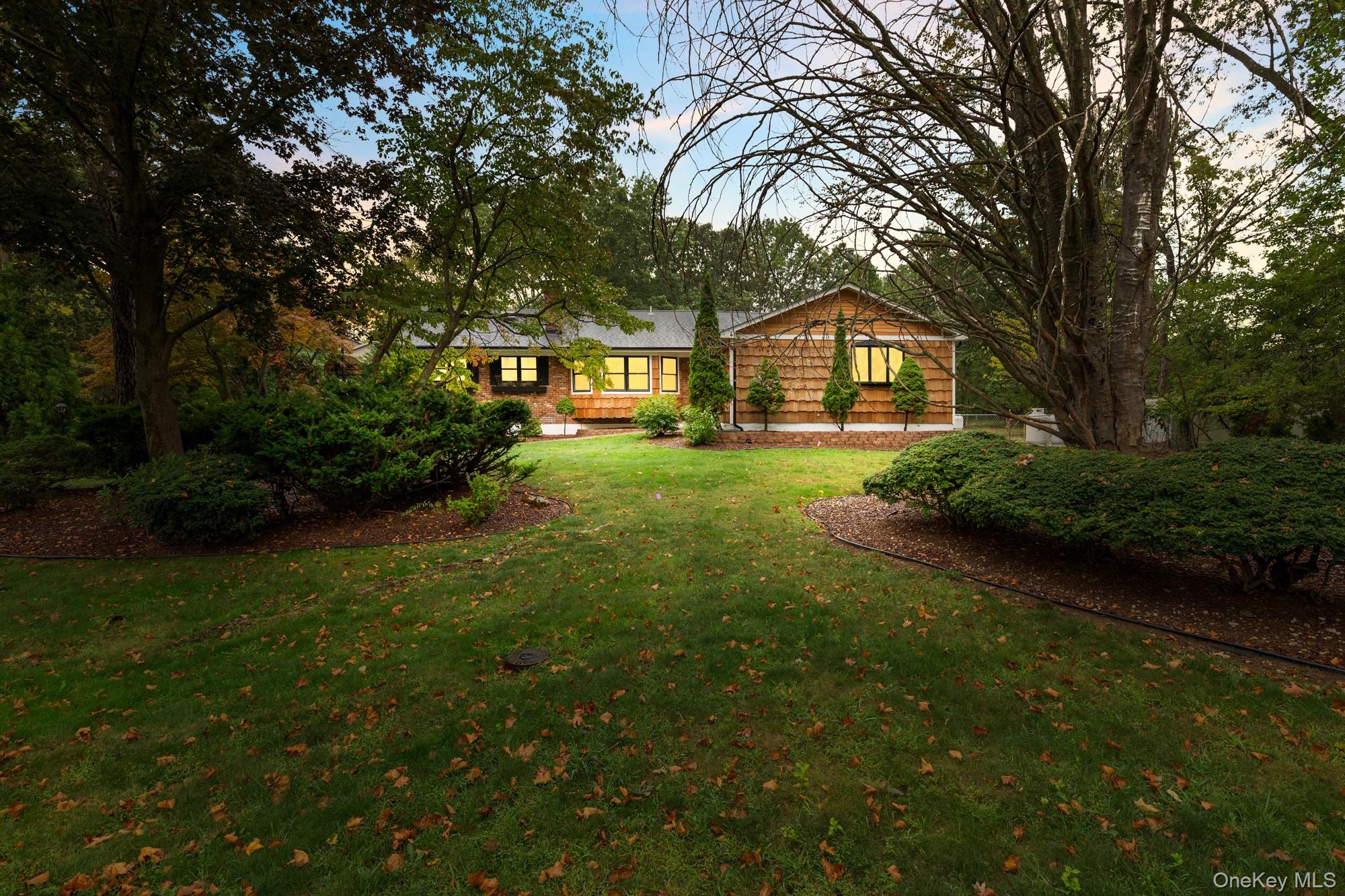 123 Millet Street N, Dix Hills, NY 11746