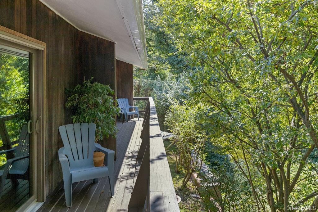 2 Buttermilk Falls, Nyack, NY 10960