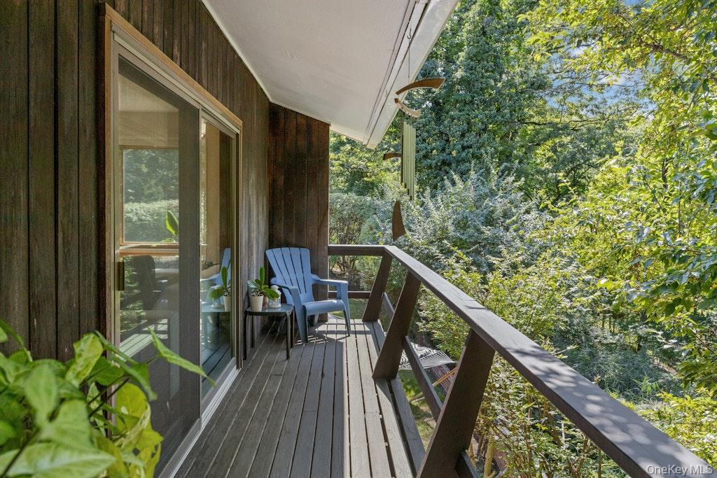 2 Buttermilk Falls, Nyack, NY 10960