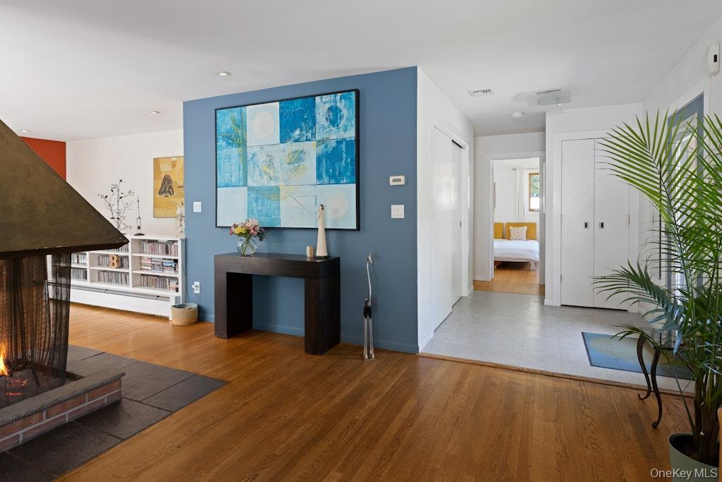 2 Buttermilk Falls, Nyack, NY 10960