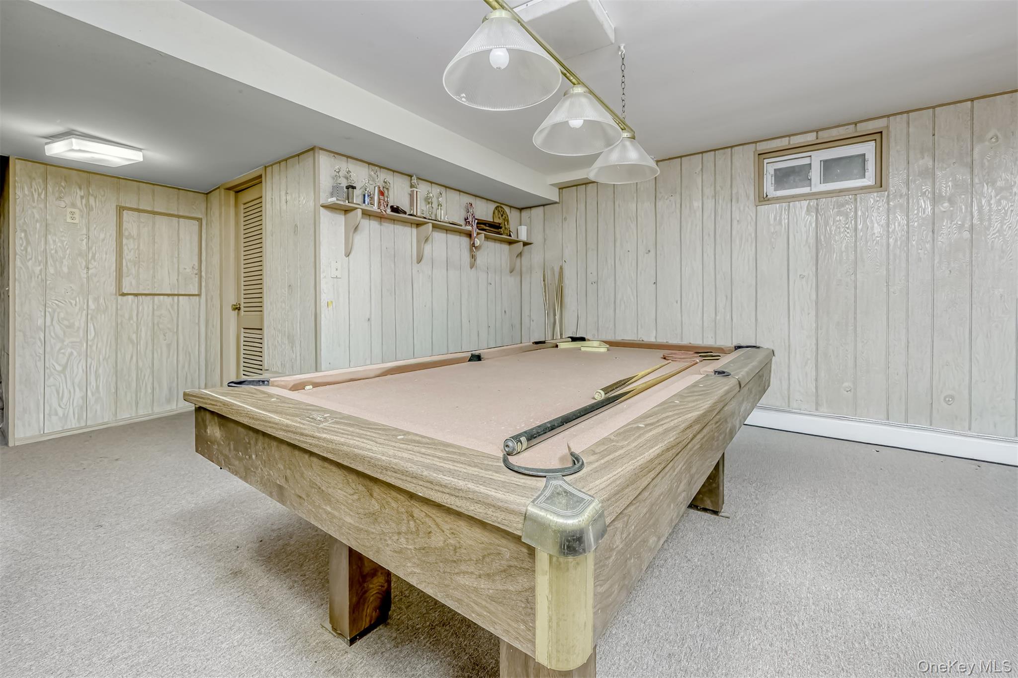 8 Kings Gate Road, Suffern, NY 10901