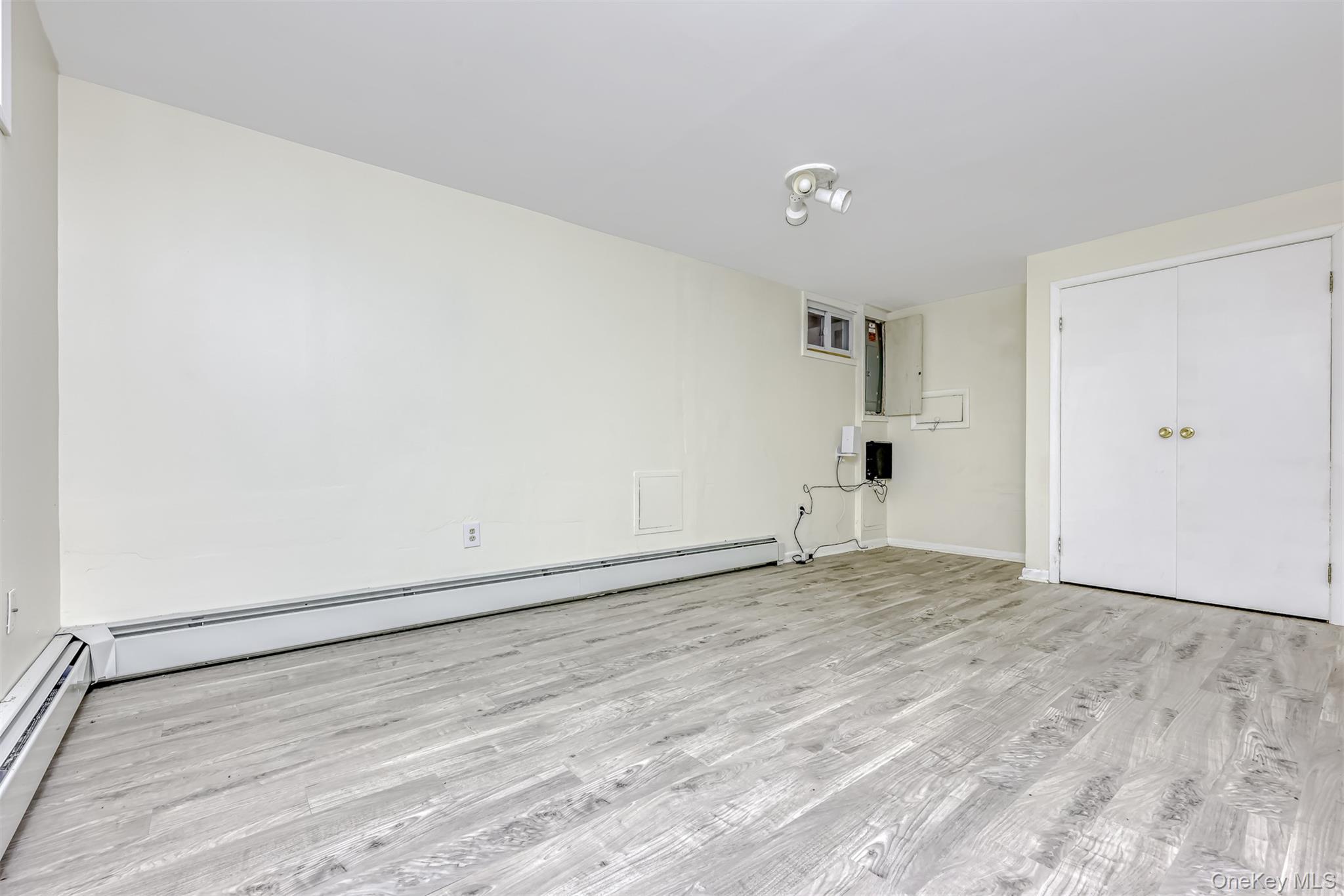 8 Kings Gate Road, Suffern, NY 10901