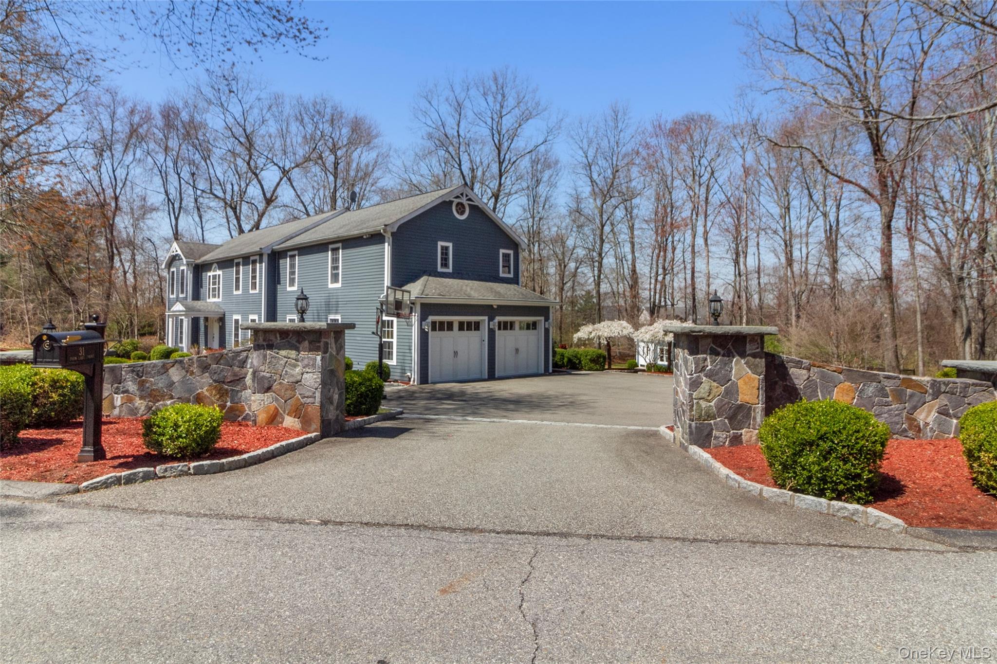 31 Farm Lake Court, Carmel, NY 10512