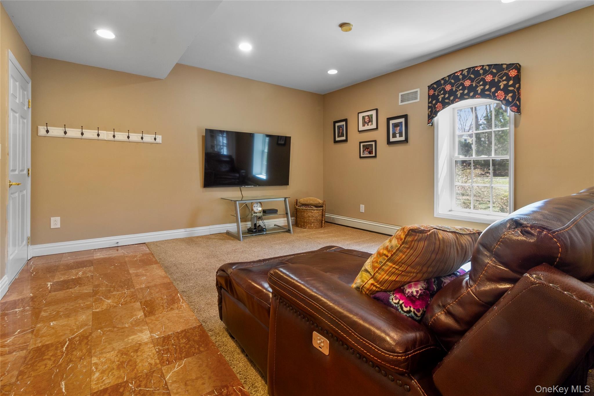 31 Farm Lake Court, Carmel, NY 10512