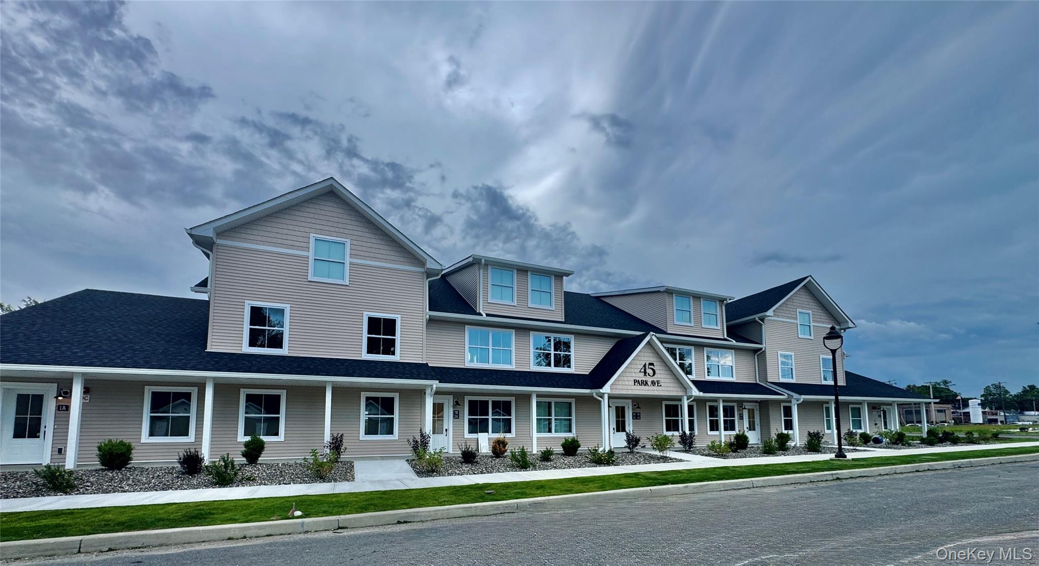 45 Park Avenue # 2A, Wallkill, NY 12589