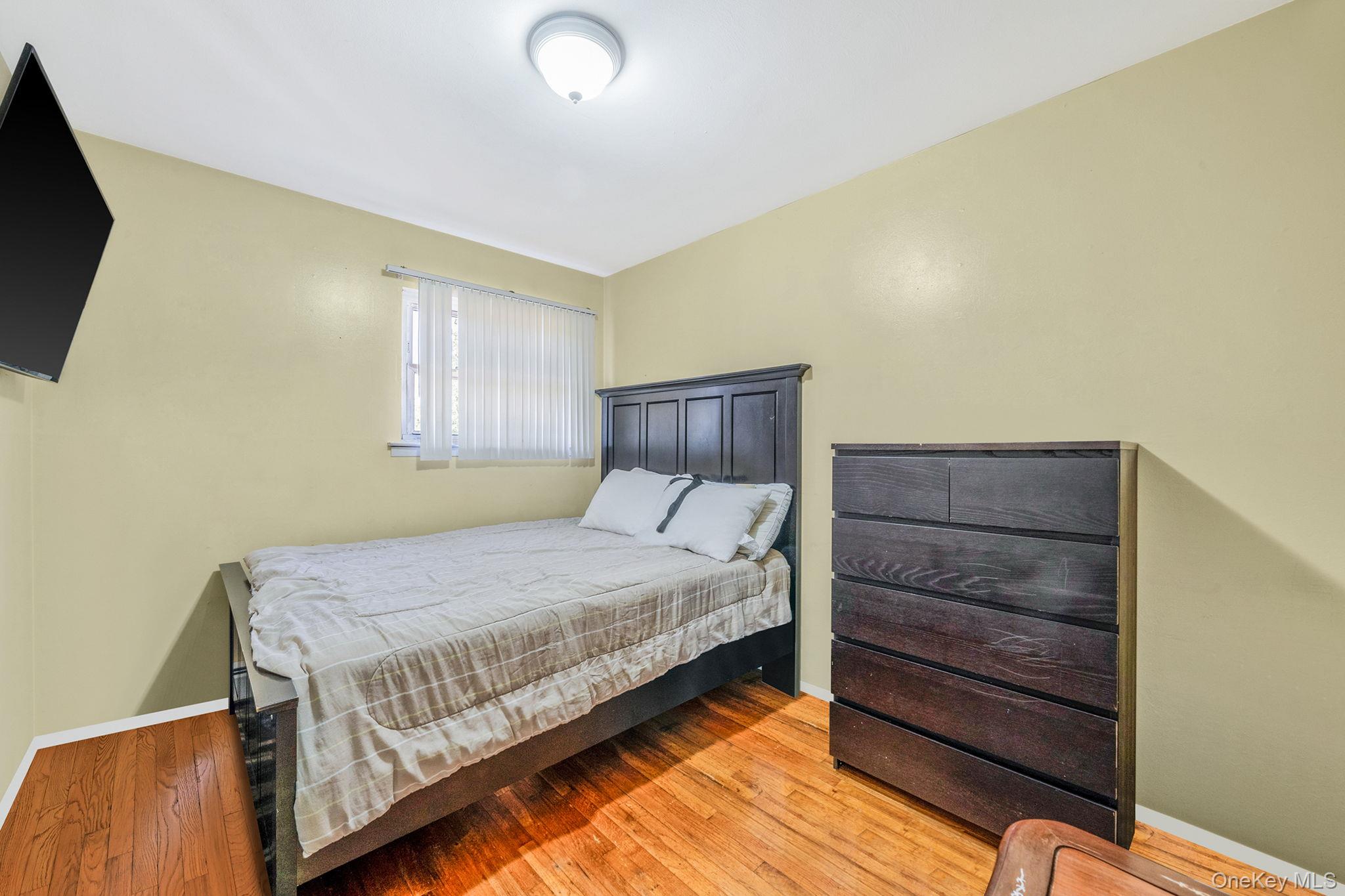 23 Caroline Court, North Babylon, NY 11703