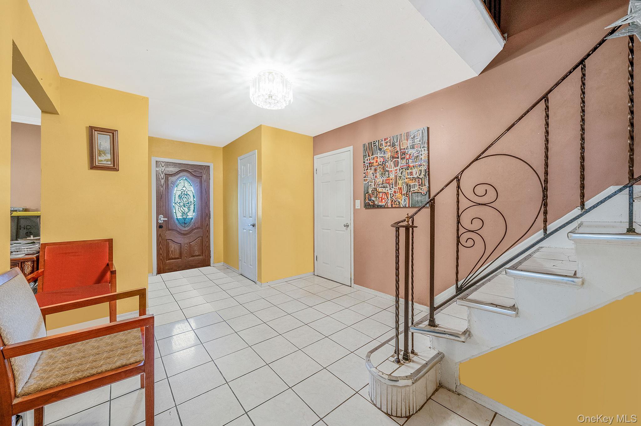 23 Caroline Court, North Babylon, NY 11703