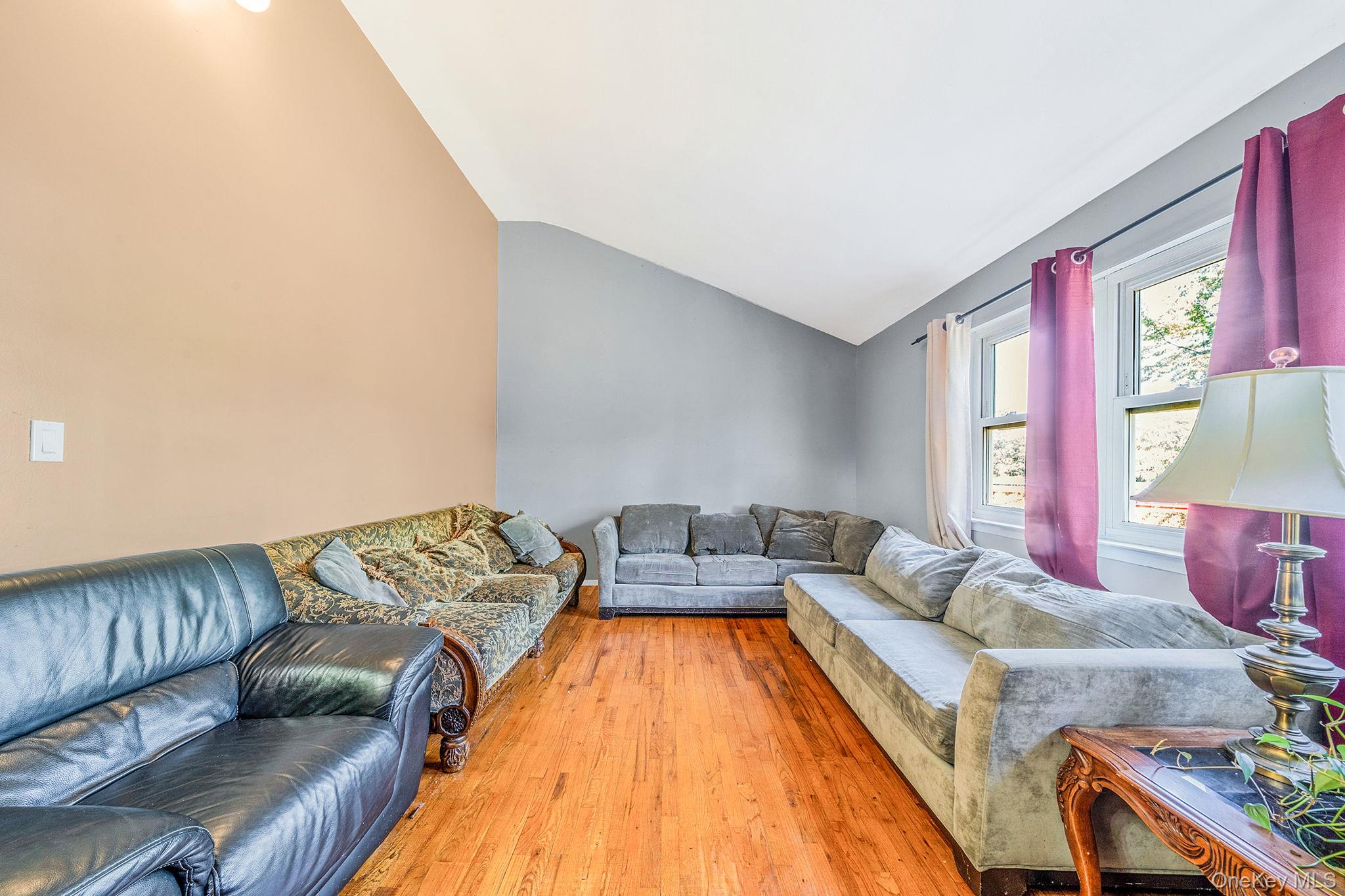 23 Caroline Court, North Babylon, NY 11703