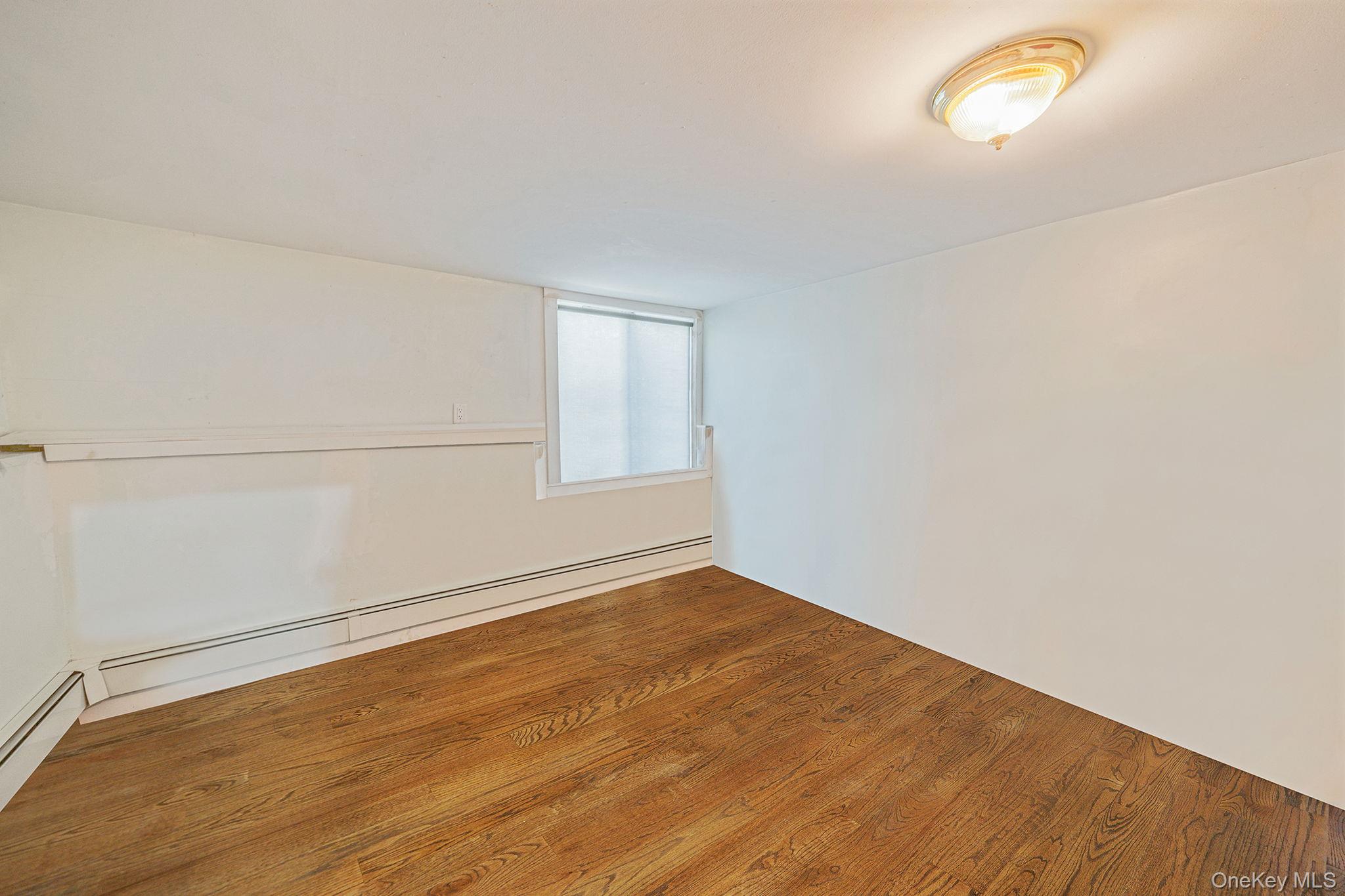 23 Caroline Court, North Babylon, NY 11703