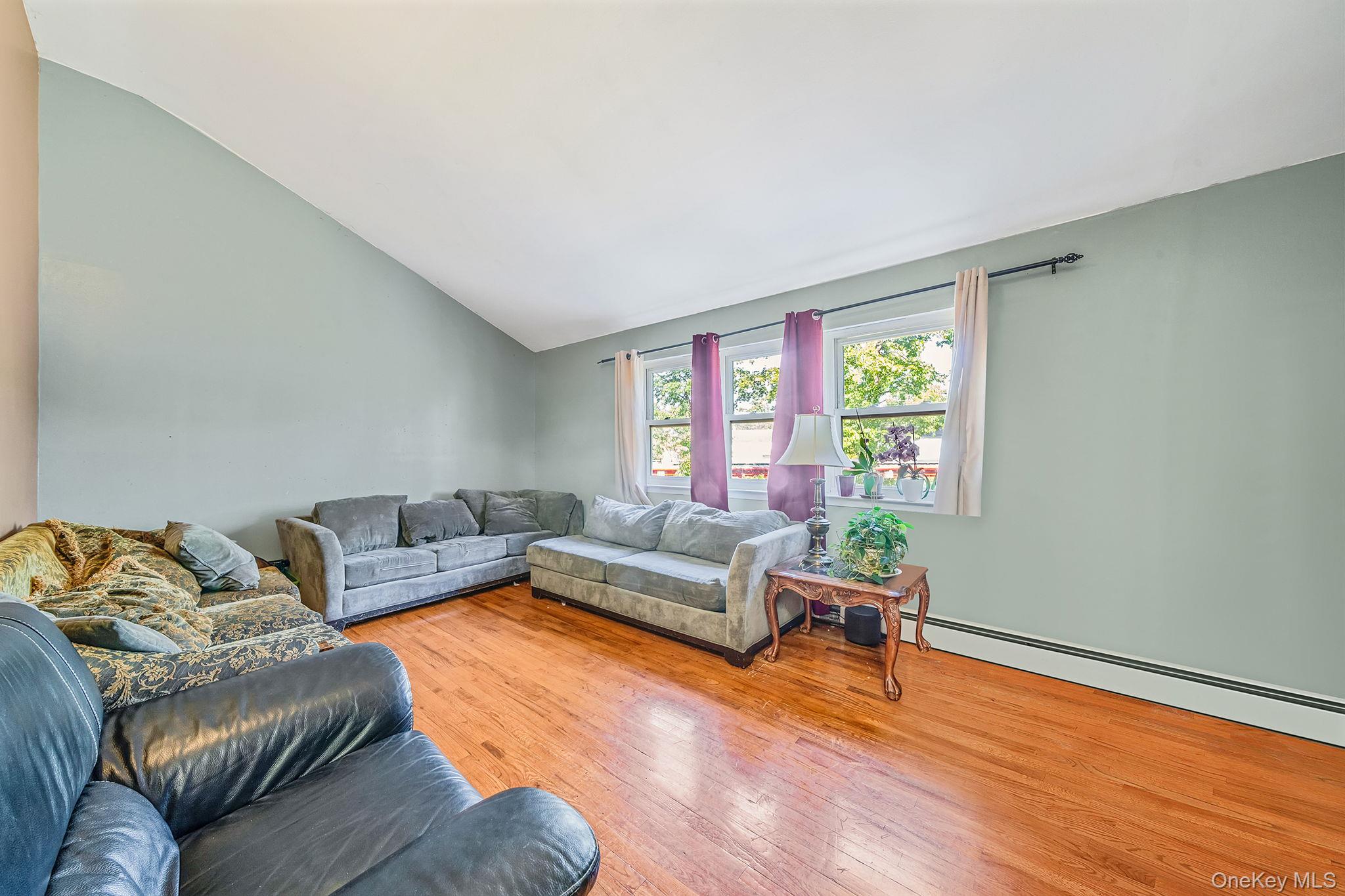 23 Caroline Court, North Babylon, NY 11703