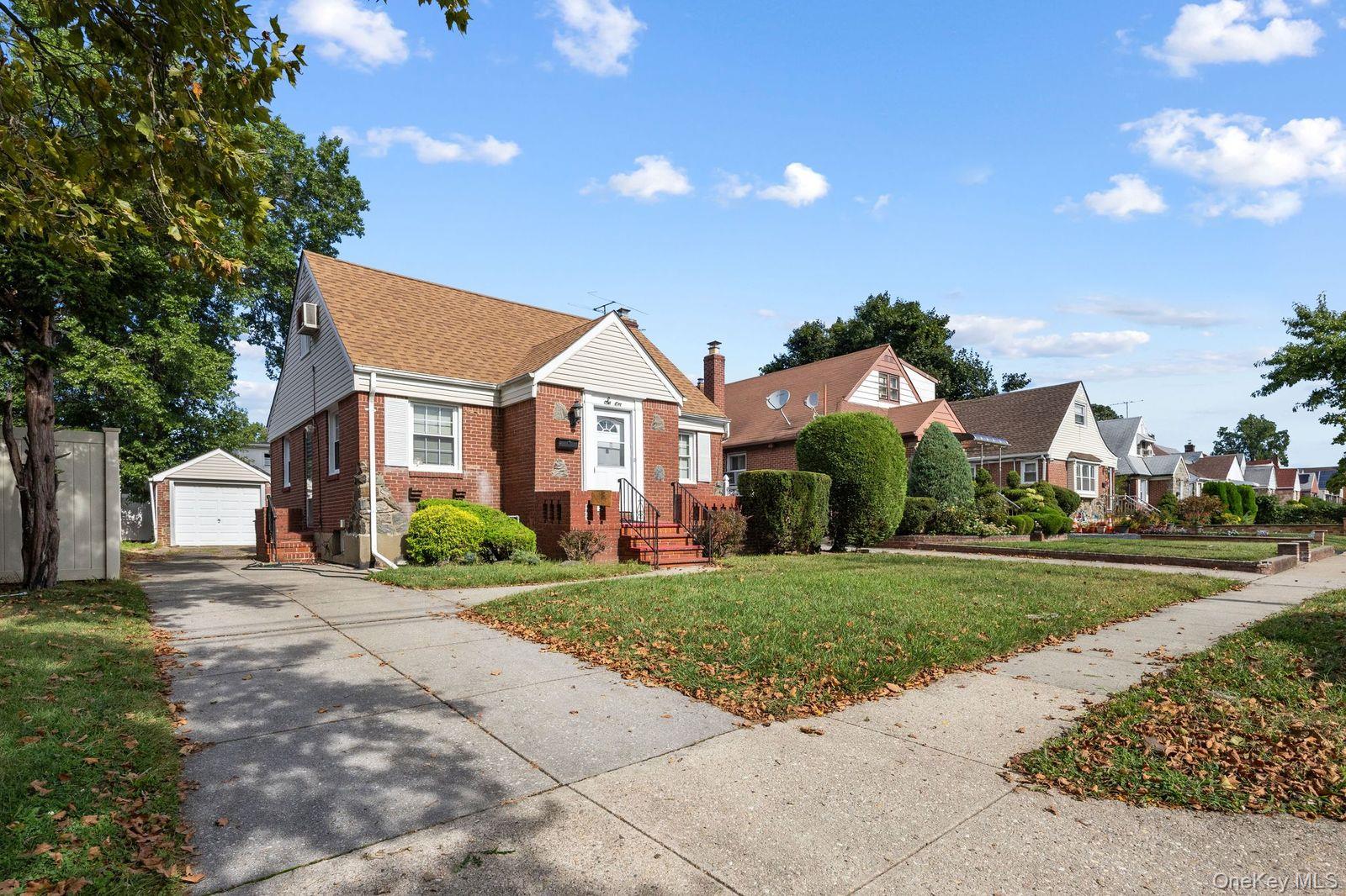 7 Georgia Street, Valley Stream, NY 11580