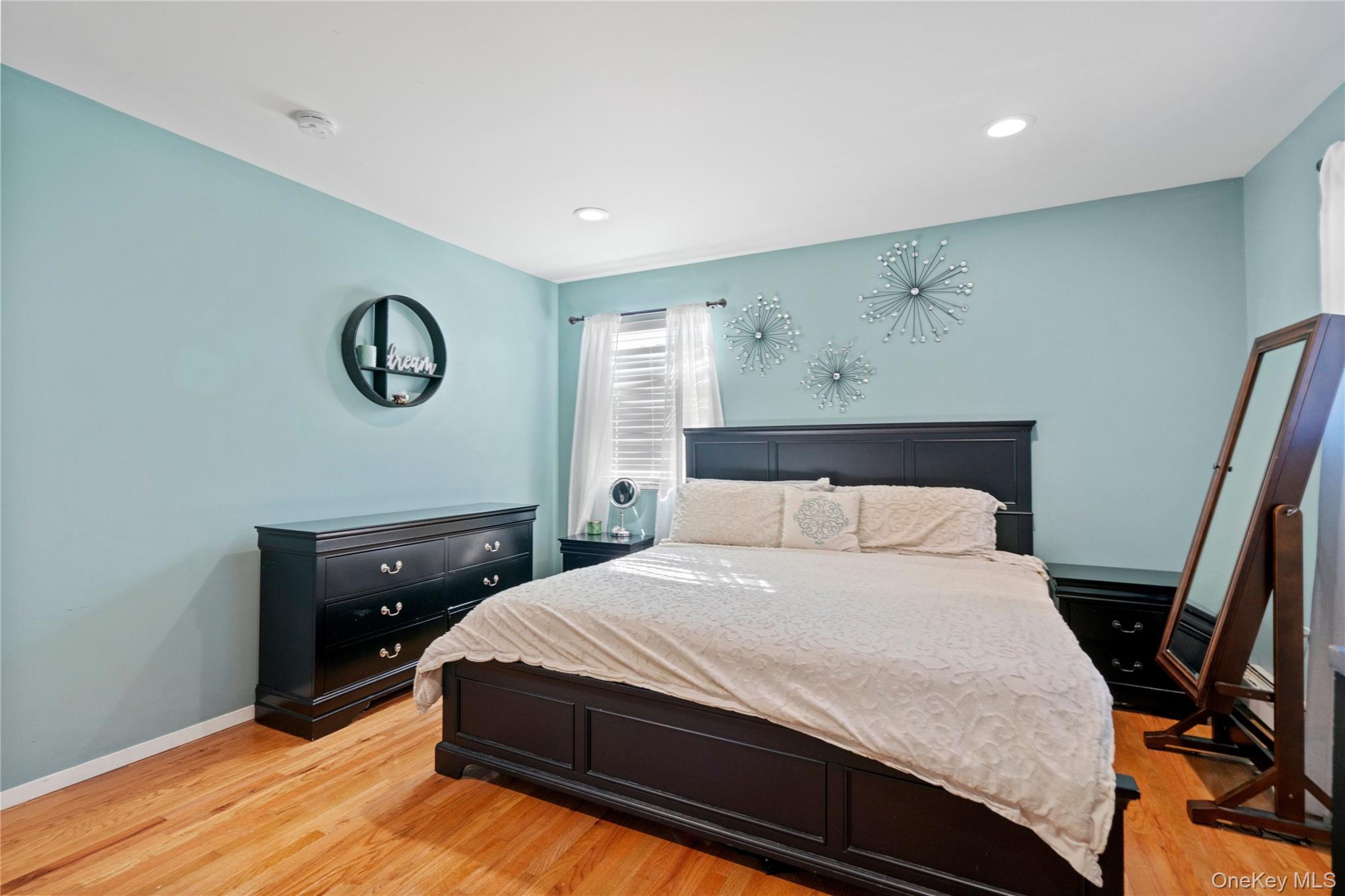 29 Seymour Drive, Shirley, NY 11967