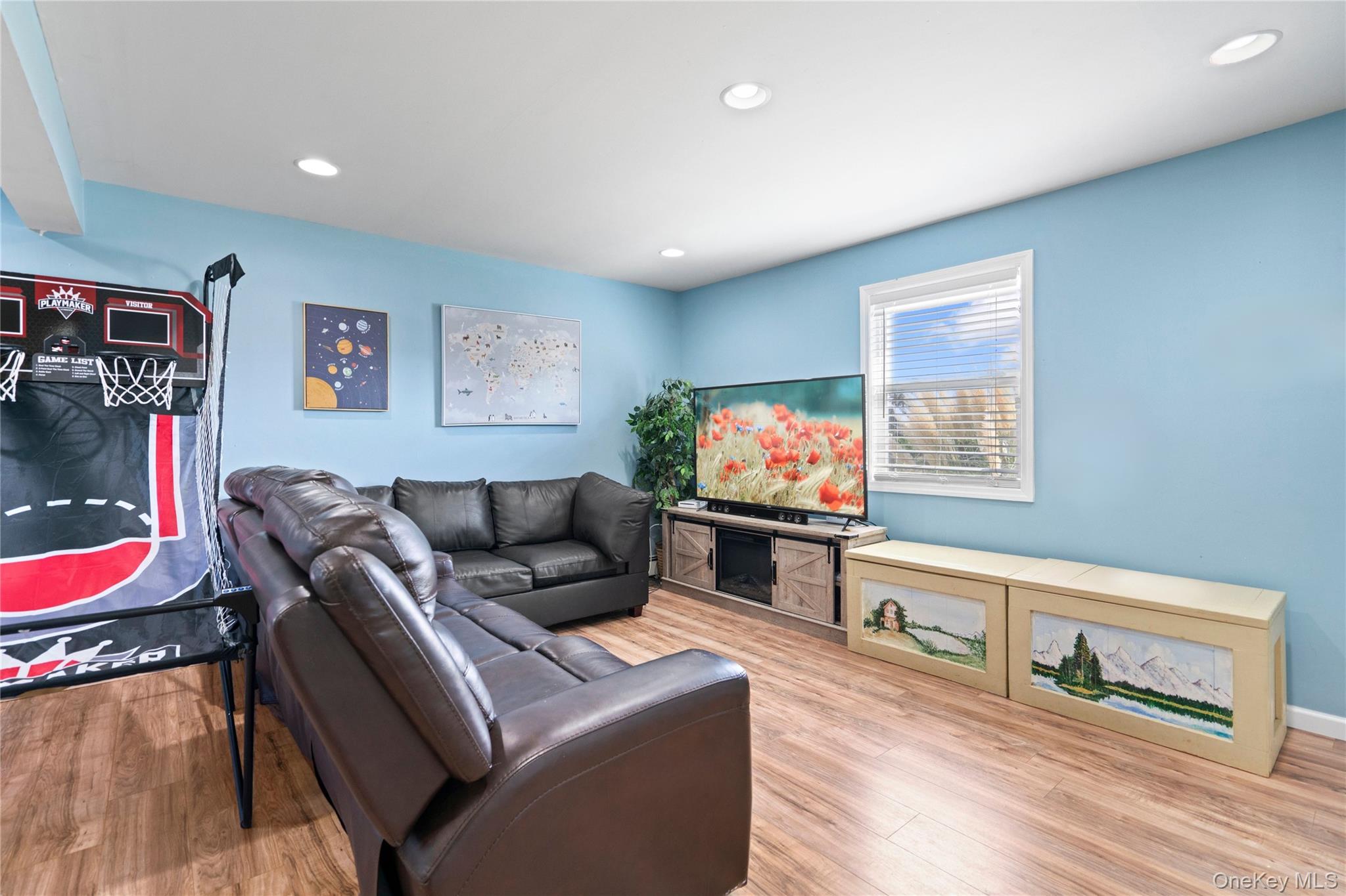 29 Seymour Drive, Shirley, NY 11967