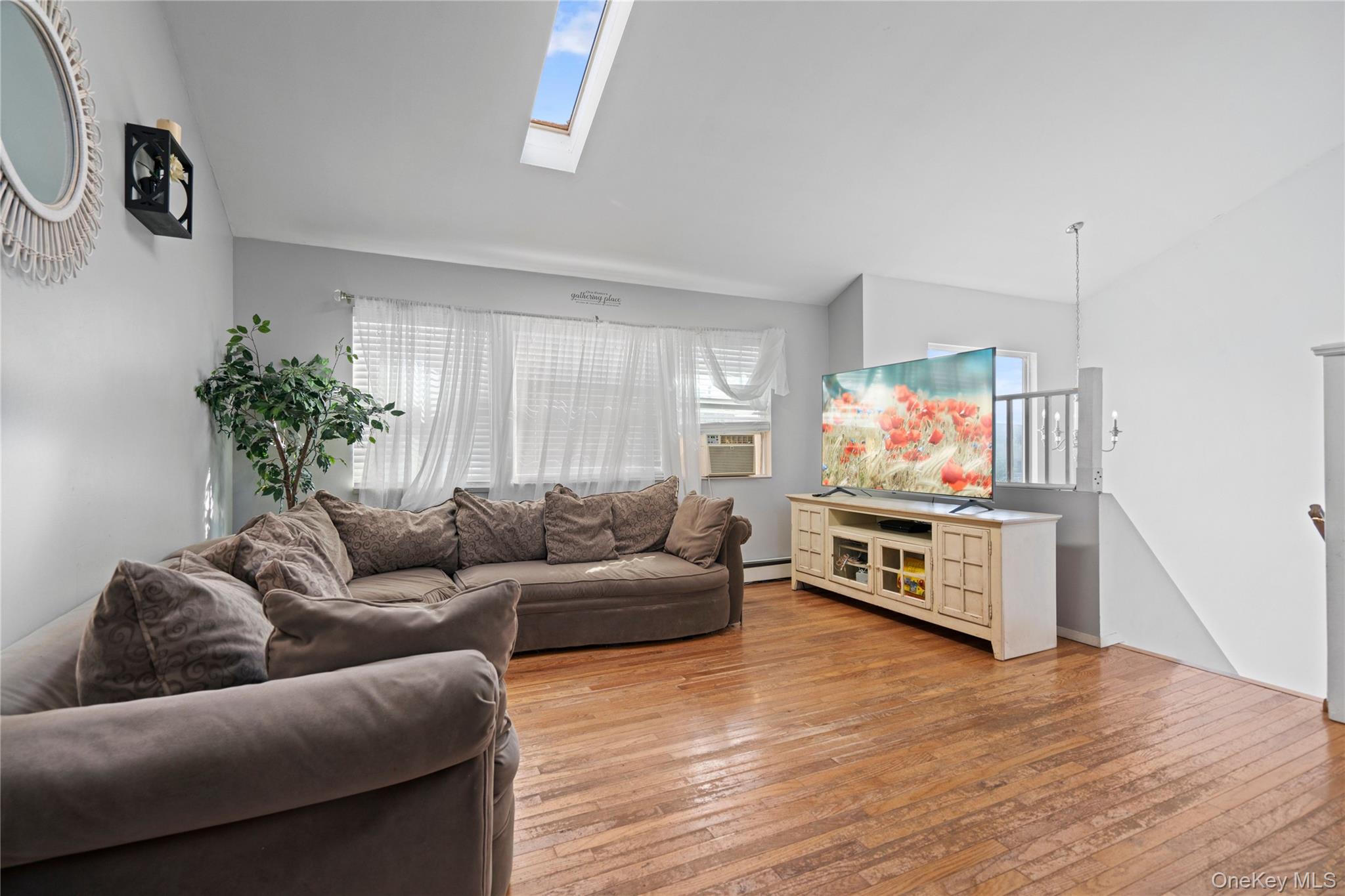 29 Seymour Drive, Shirley, NY 11967