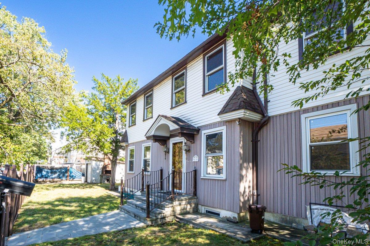 9001 215th Street, Queens Village, NY 11428