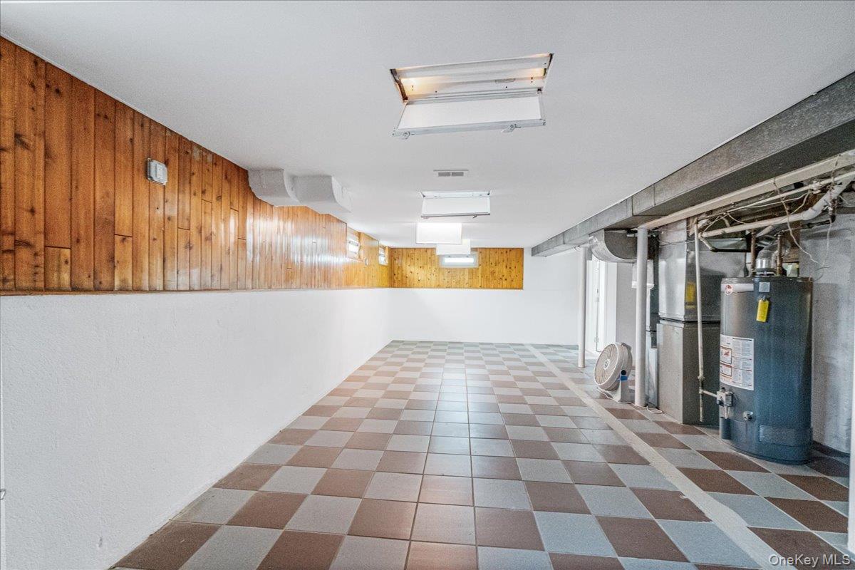 9001 215th Street, Queens Village, NY 11428