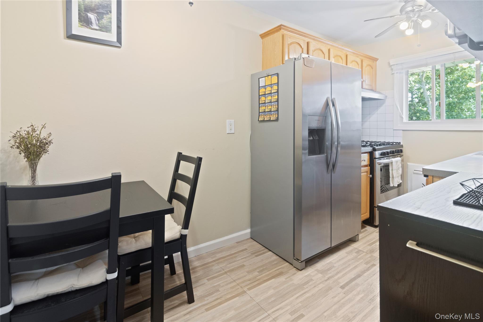 336 Edmunton Drive # L12, North Babylon, NY 11703