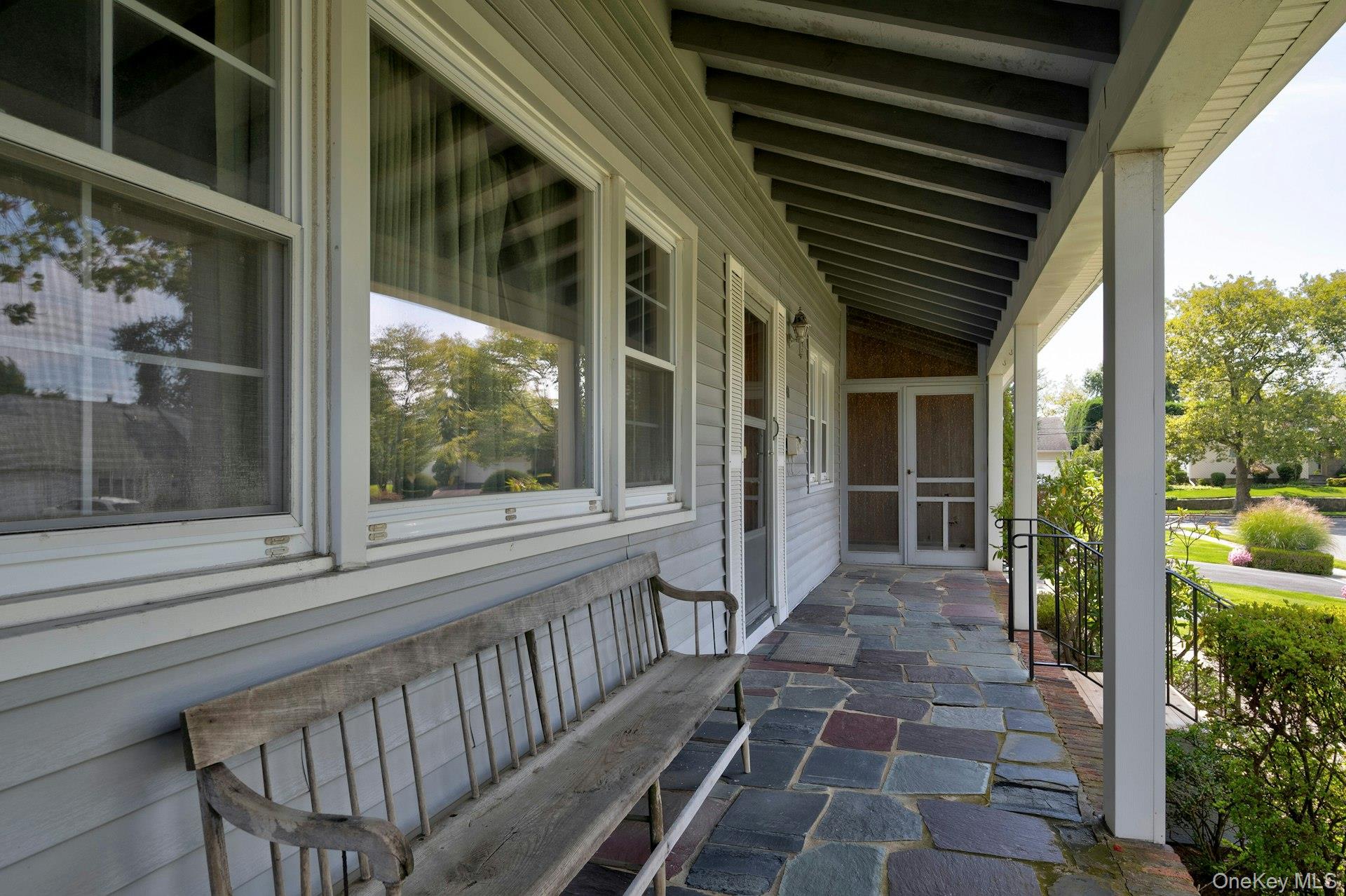 61 Birch Lane, Massapequa Park, NY 11762