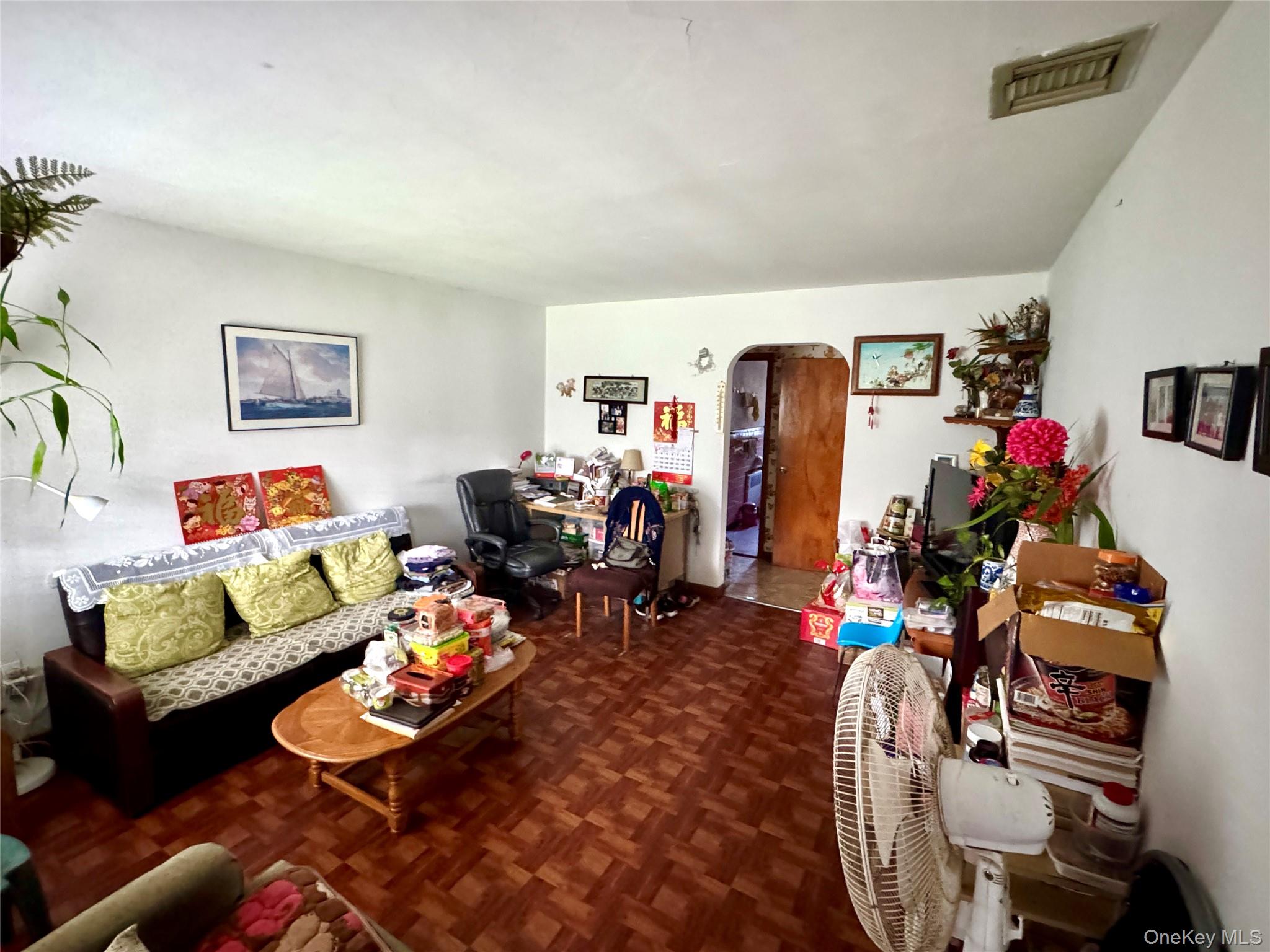 4 Olive Lane, Shirley, NY 11967