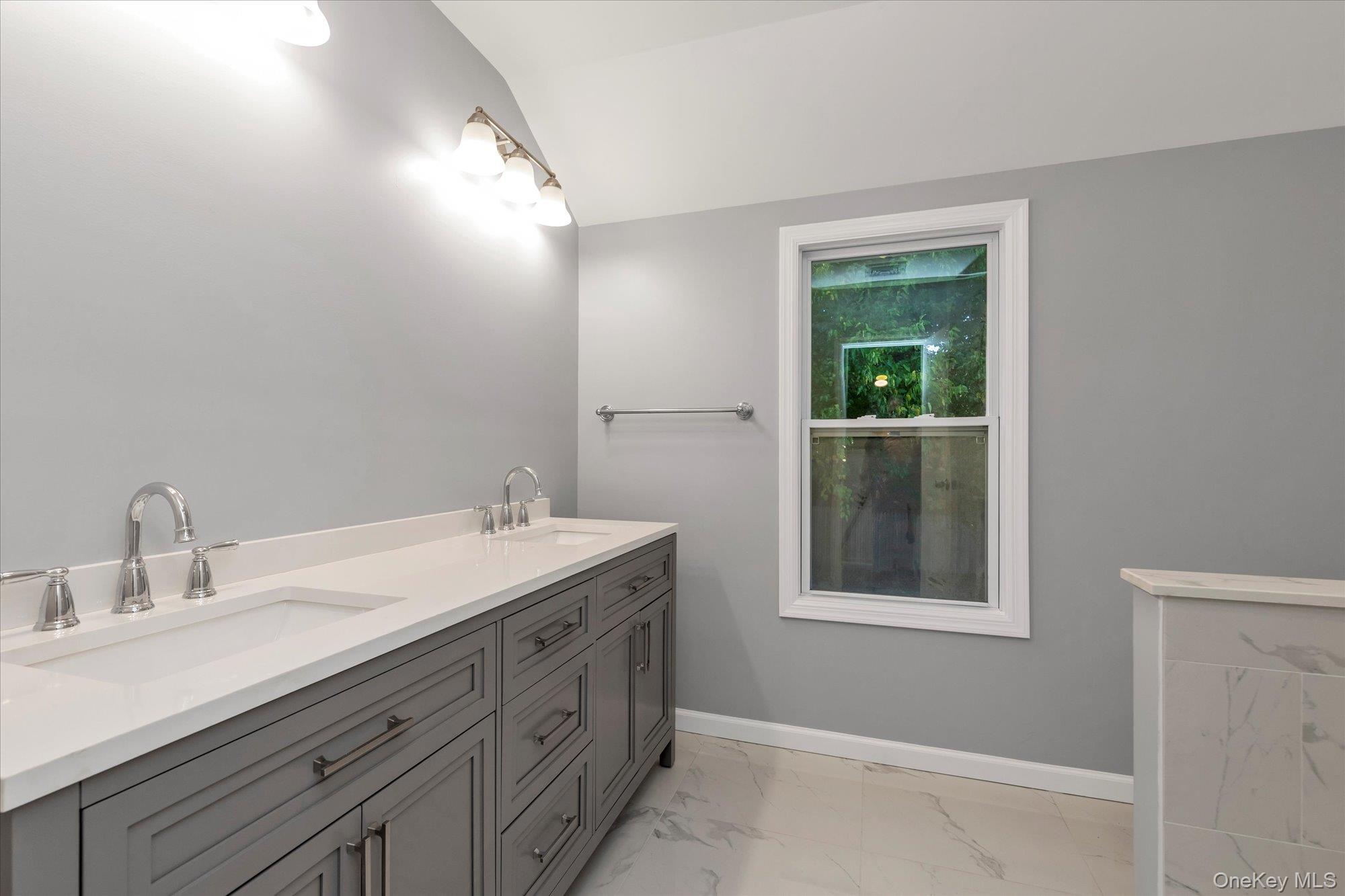 12 Wren Court, Northport, NY 11768