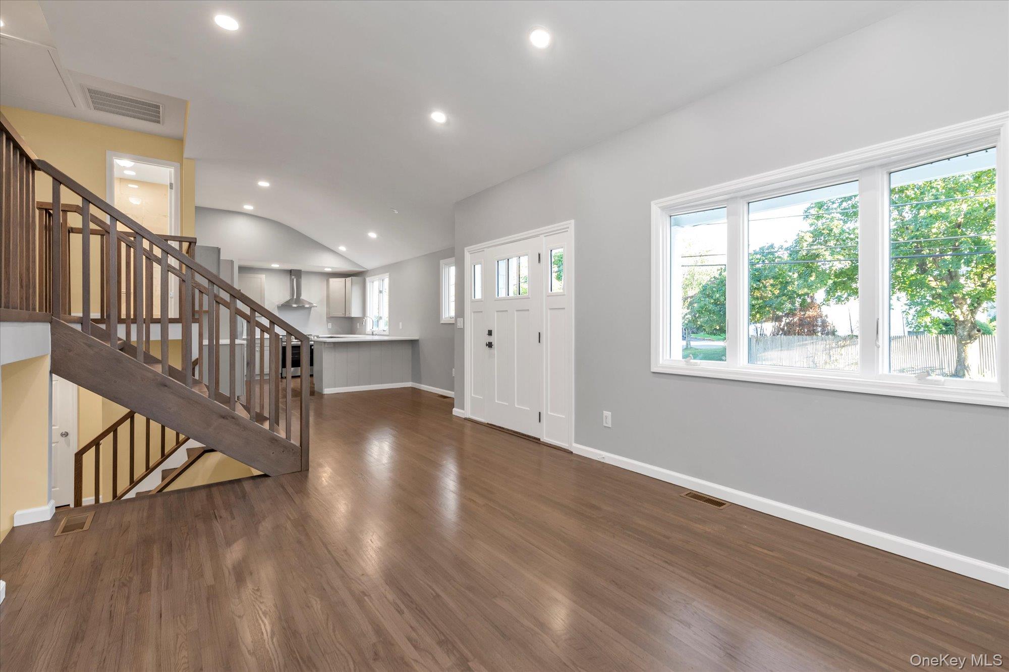 12 Wren Court, Northport, NY 11768