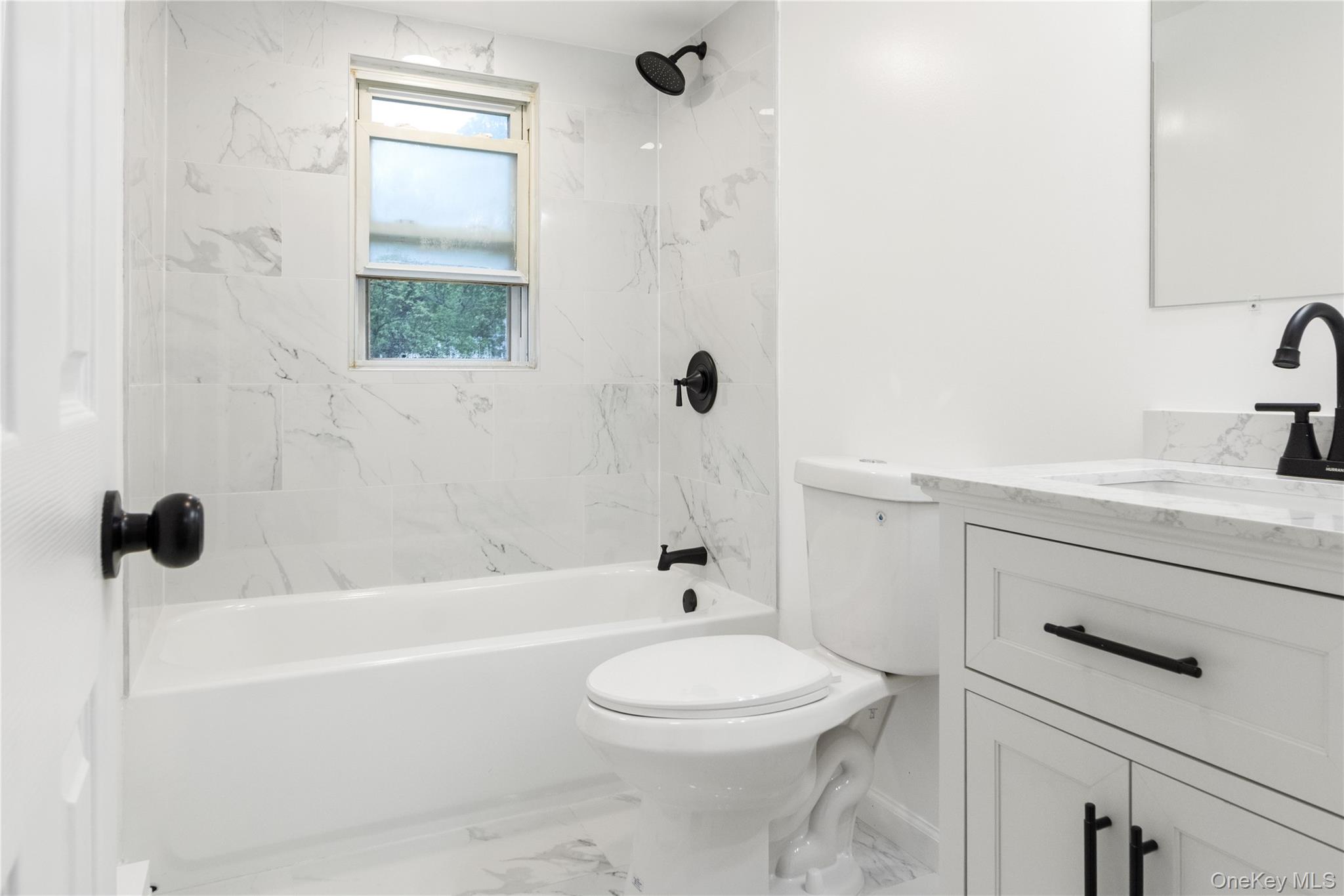 11 Queen Street, New Windsor, NY 12553