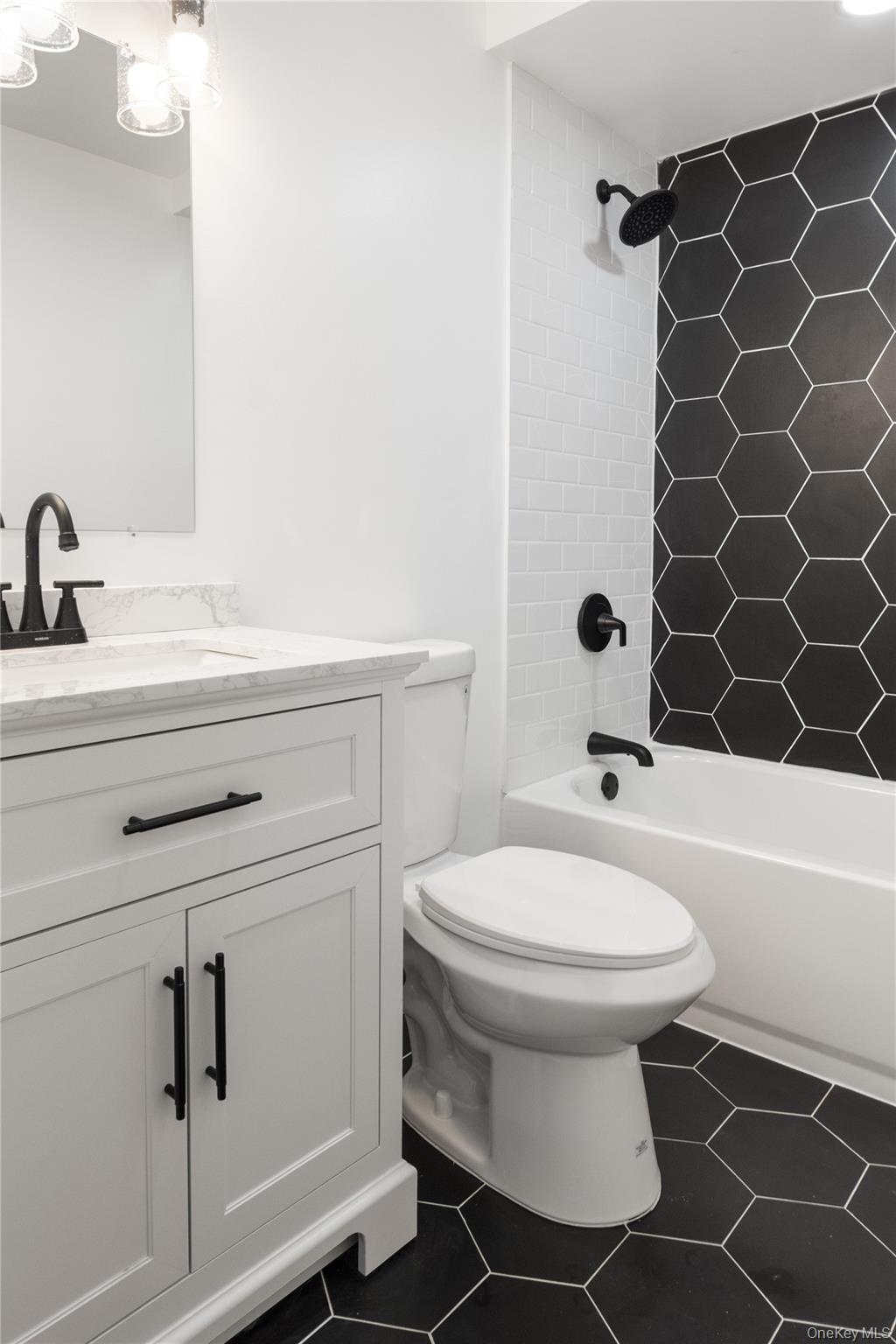 11 Queen Street, New Windsor, NY 12553