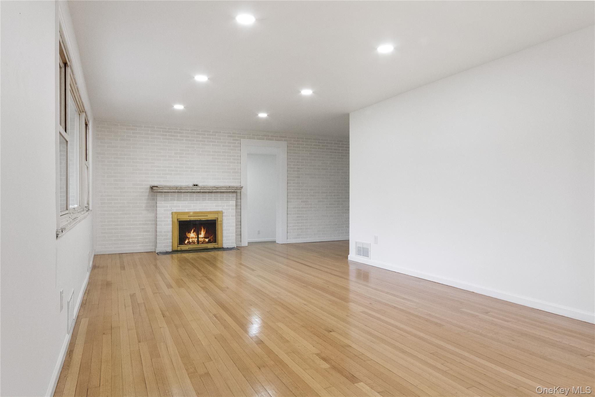 11 Queen Street, New Windsor, NY 12553