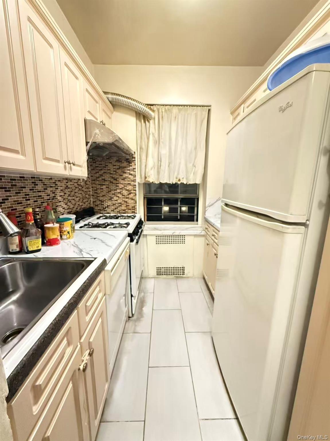 6333 98th Place # 5K, Rego Park, NY 11374