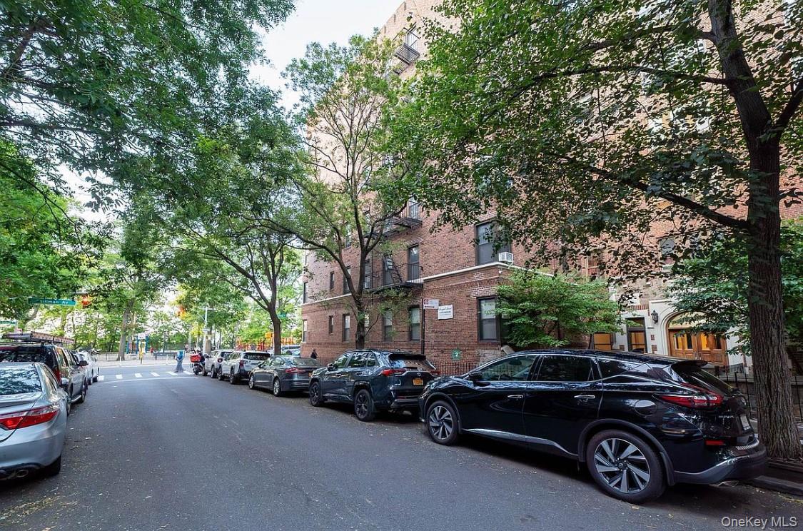 41-09 41st Street # 1-D, Sunnyside, NY 11104