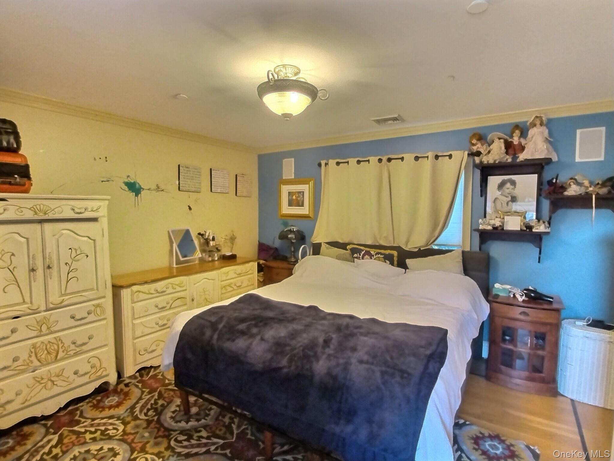 467 Susan Court, West Hempstead, NY 11552