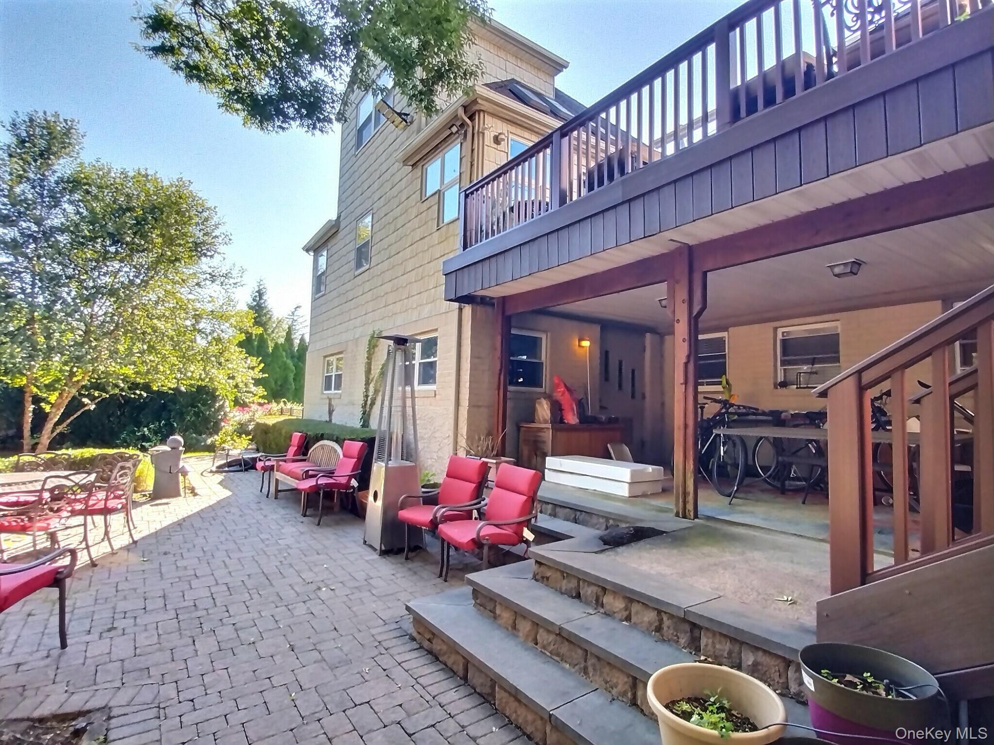 467 Susan Court, West Hempstead, NY 11552