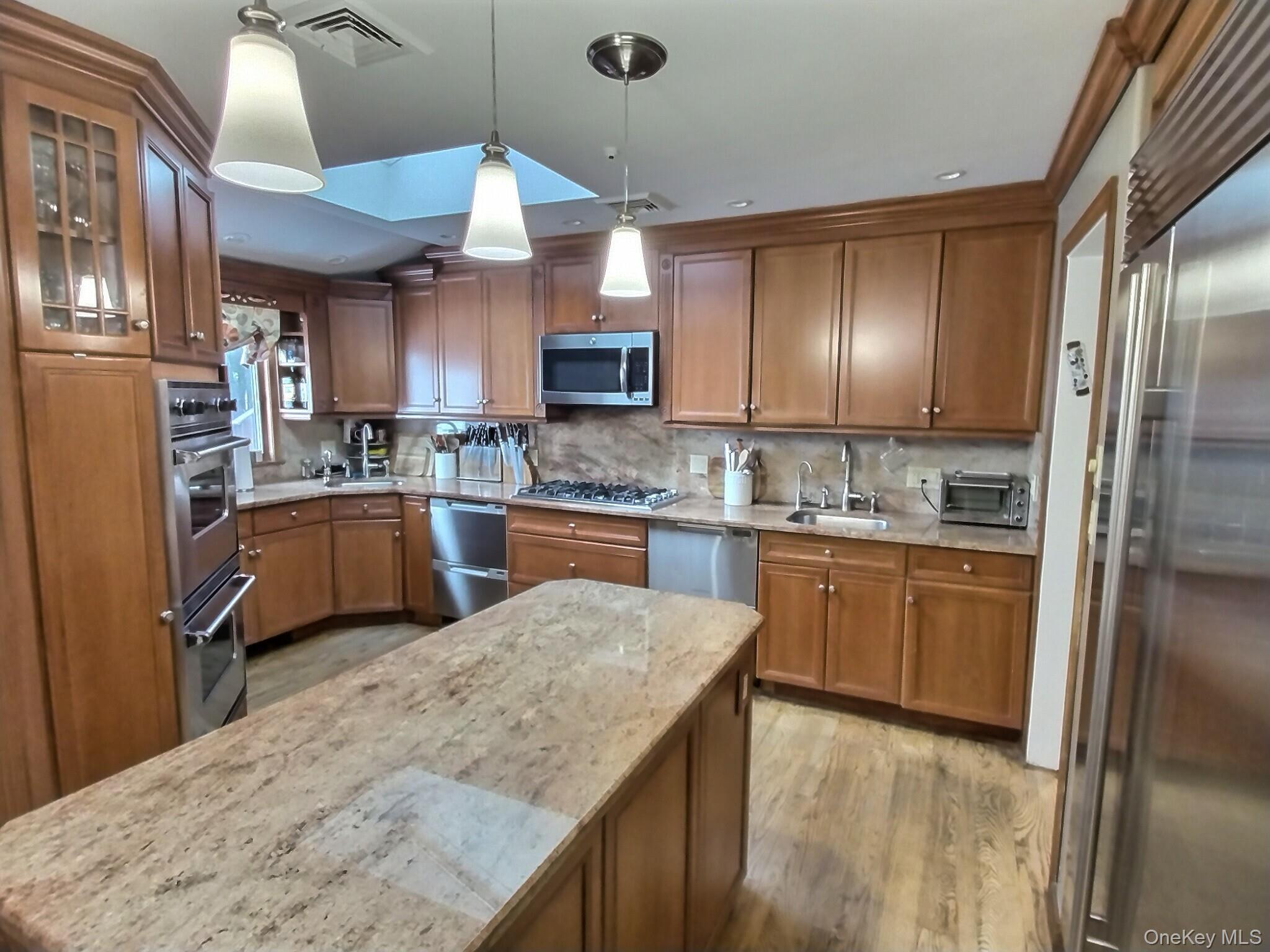 467 Susan Court, West Hempstead, NY 11552