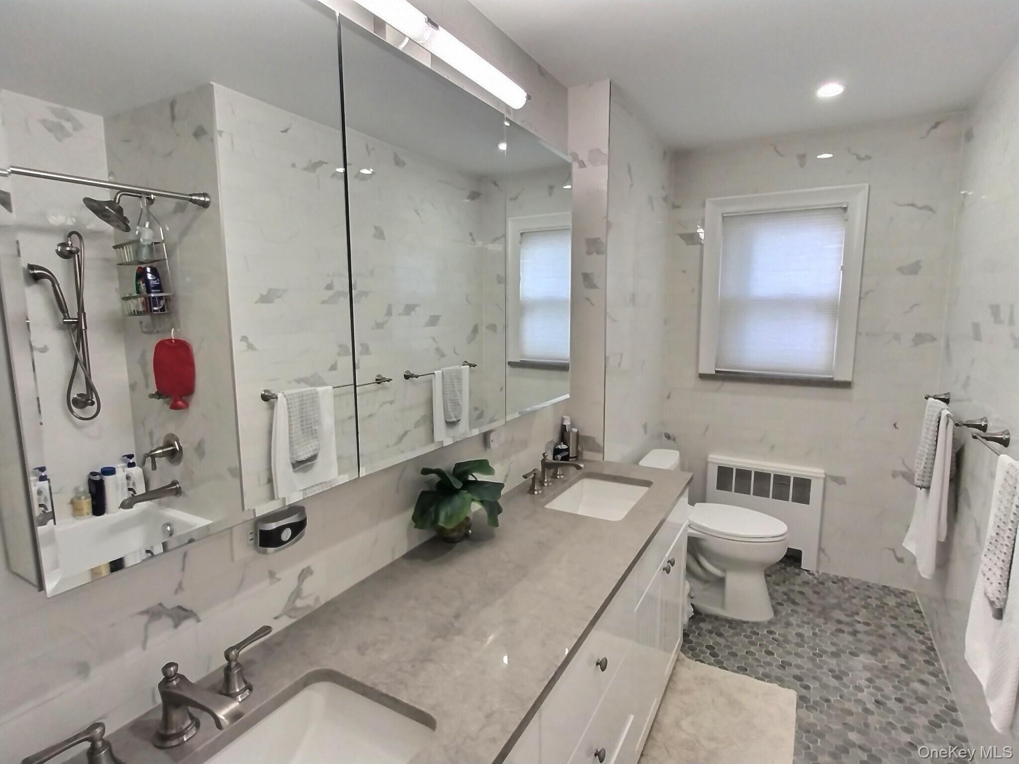 467 Susan Court, West Hempstead, NY 11552